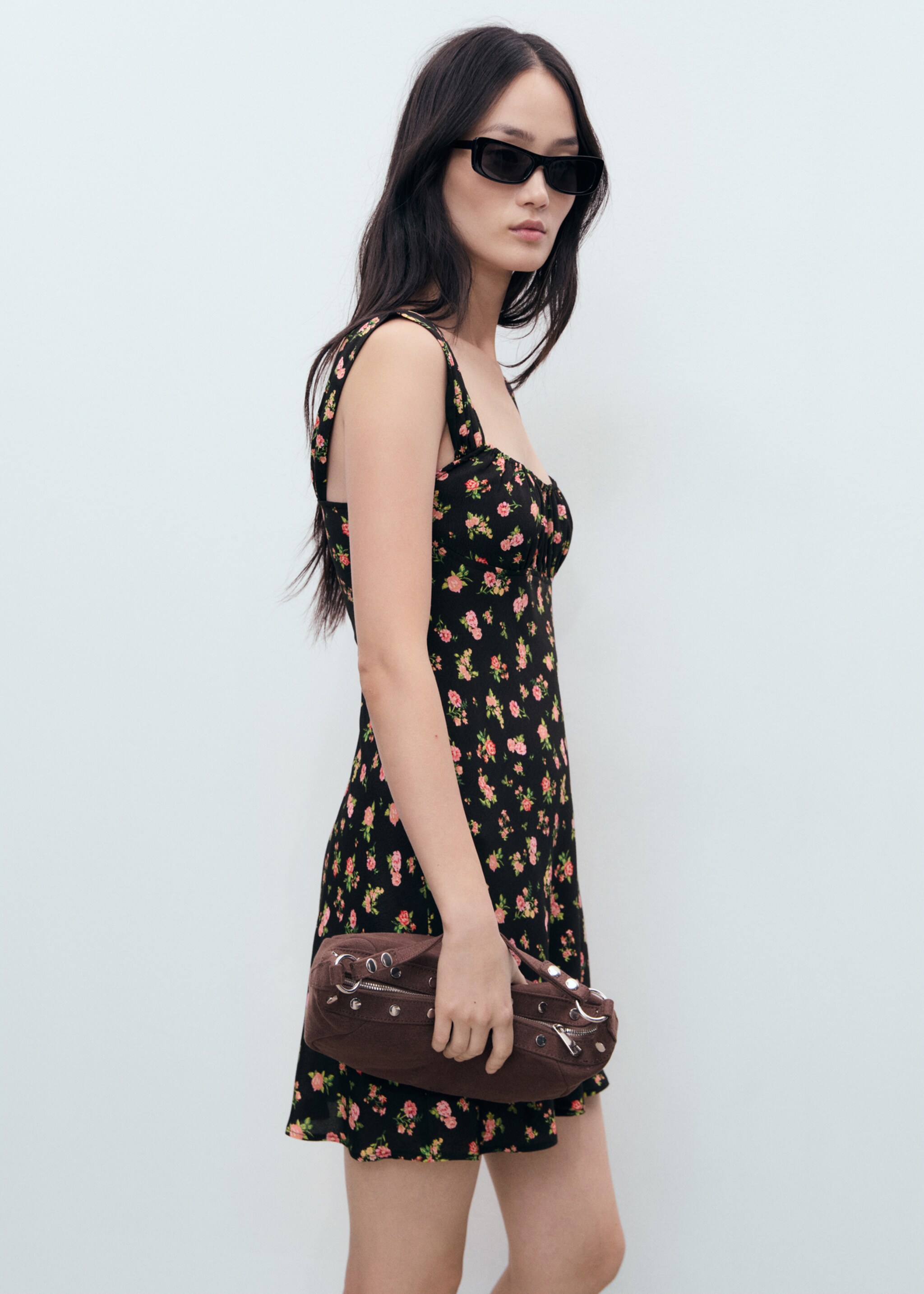 Short dress with ruched neckline - Medium plane