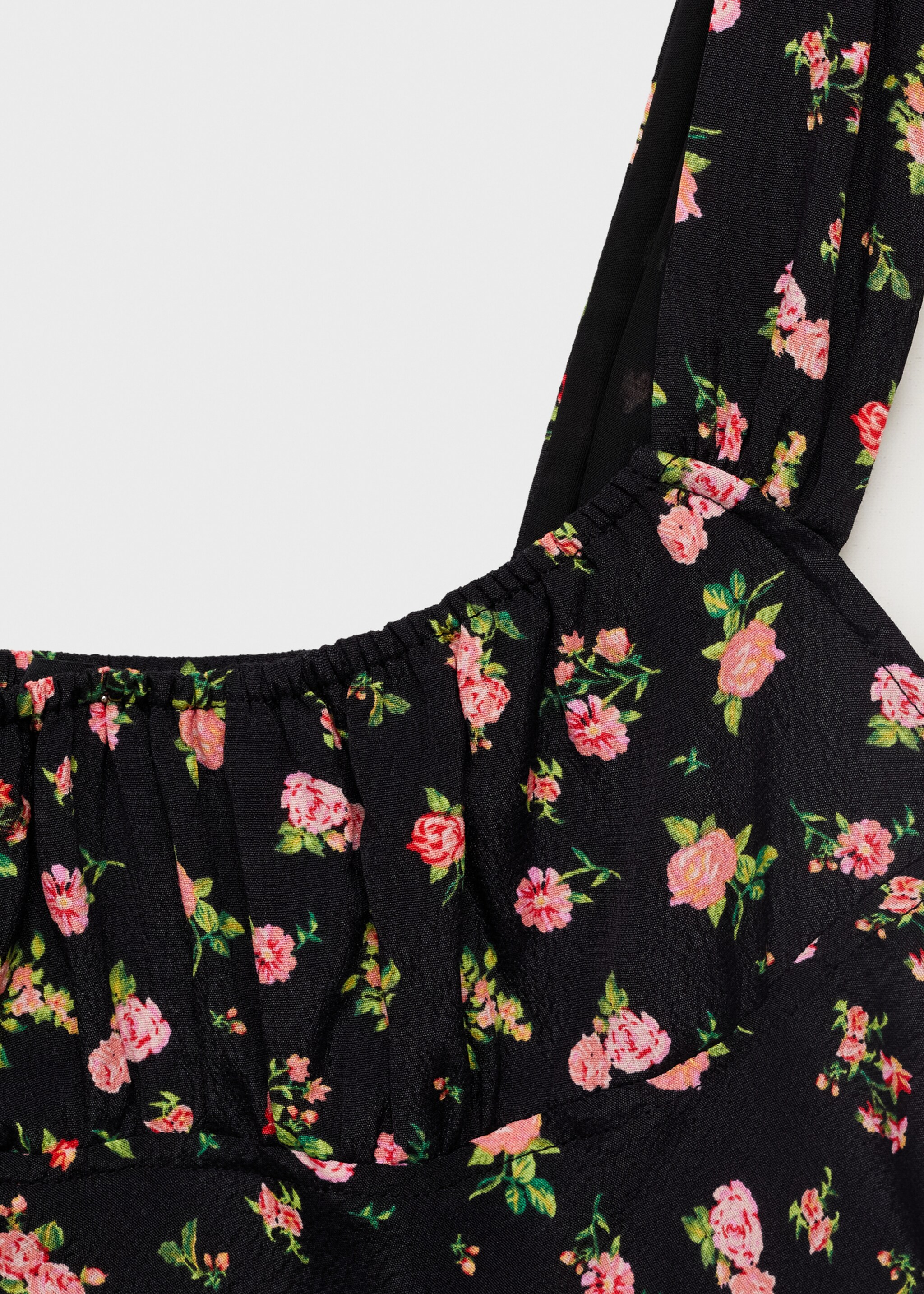 Short dress with ruched neckline - Details of the article 8