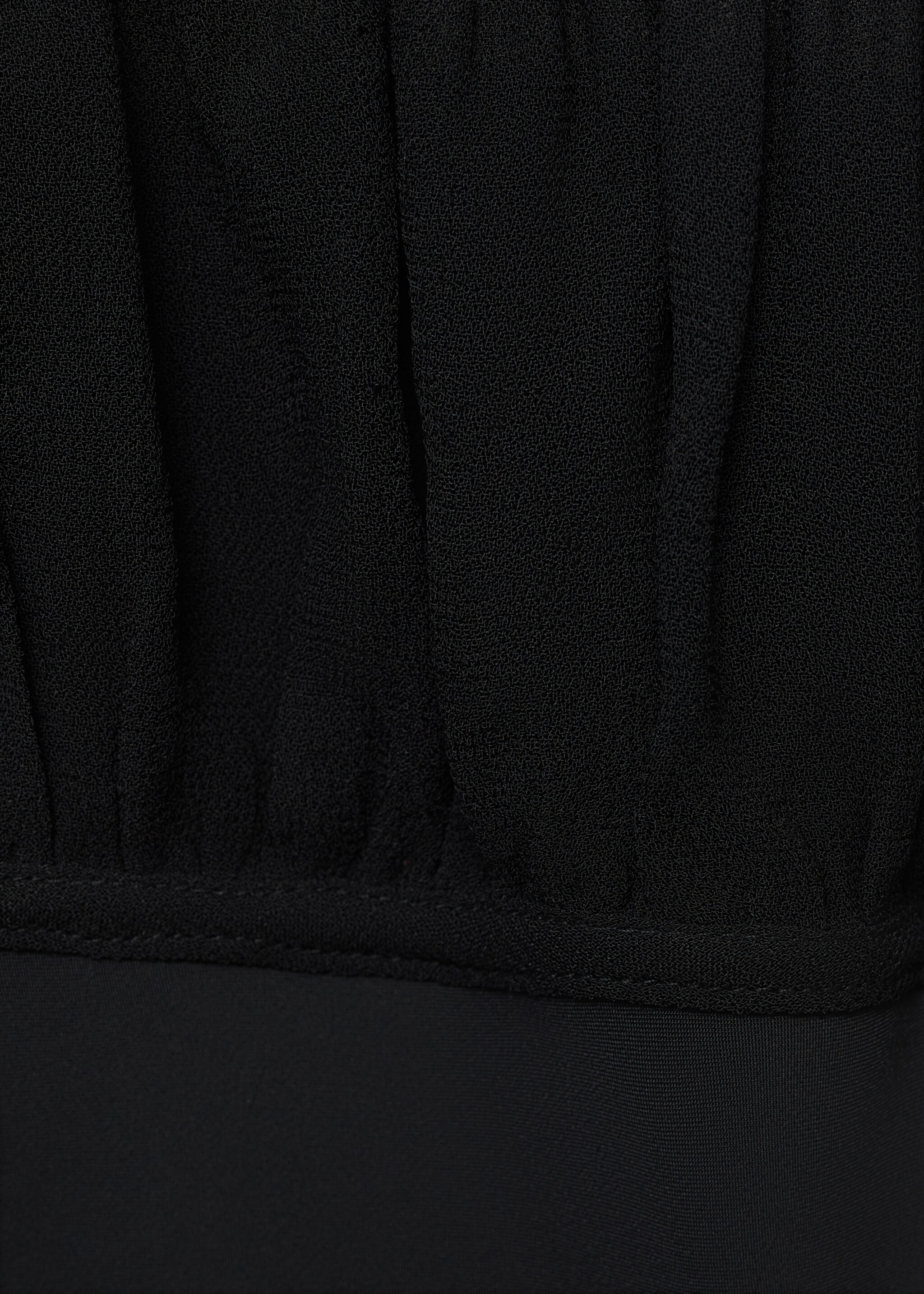 Short dress with ruched neckline - Details of the article 8
