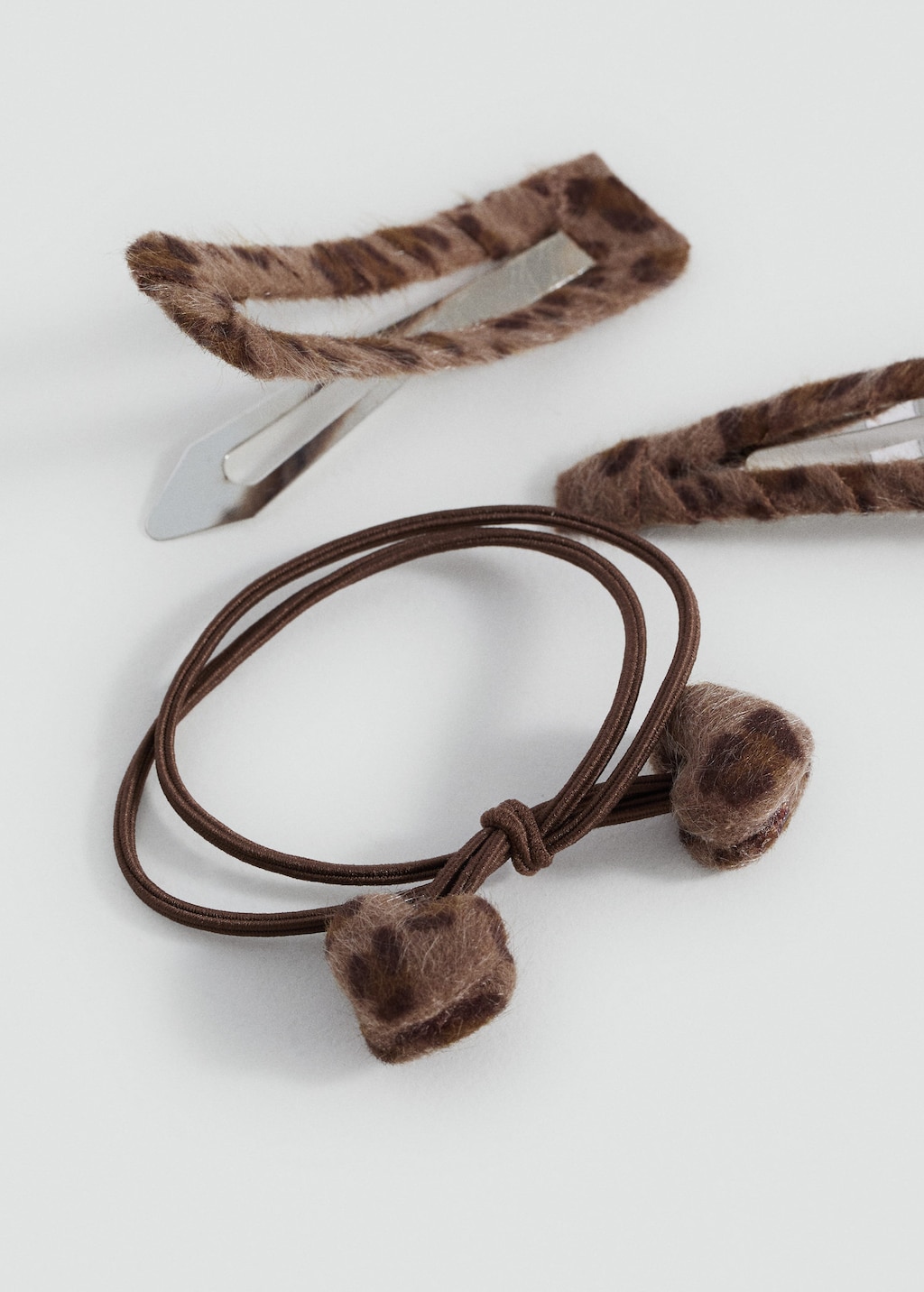 Pack of rubber bands and clips medium brown - Kids - One size - MANGO KIDS