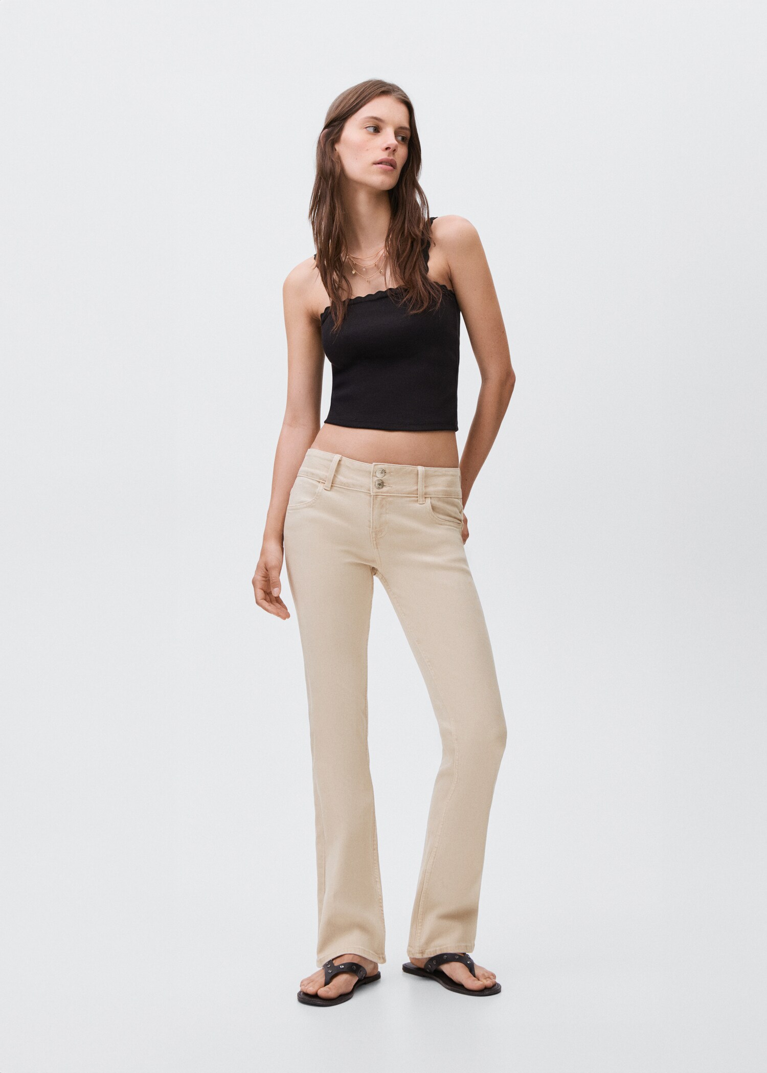 Low-waist flared jeans - General plane