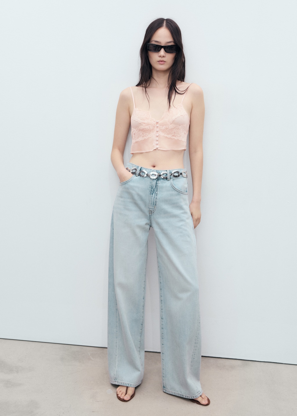 Mid-rise barrel jeans