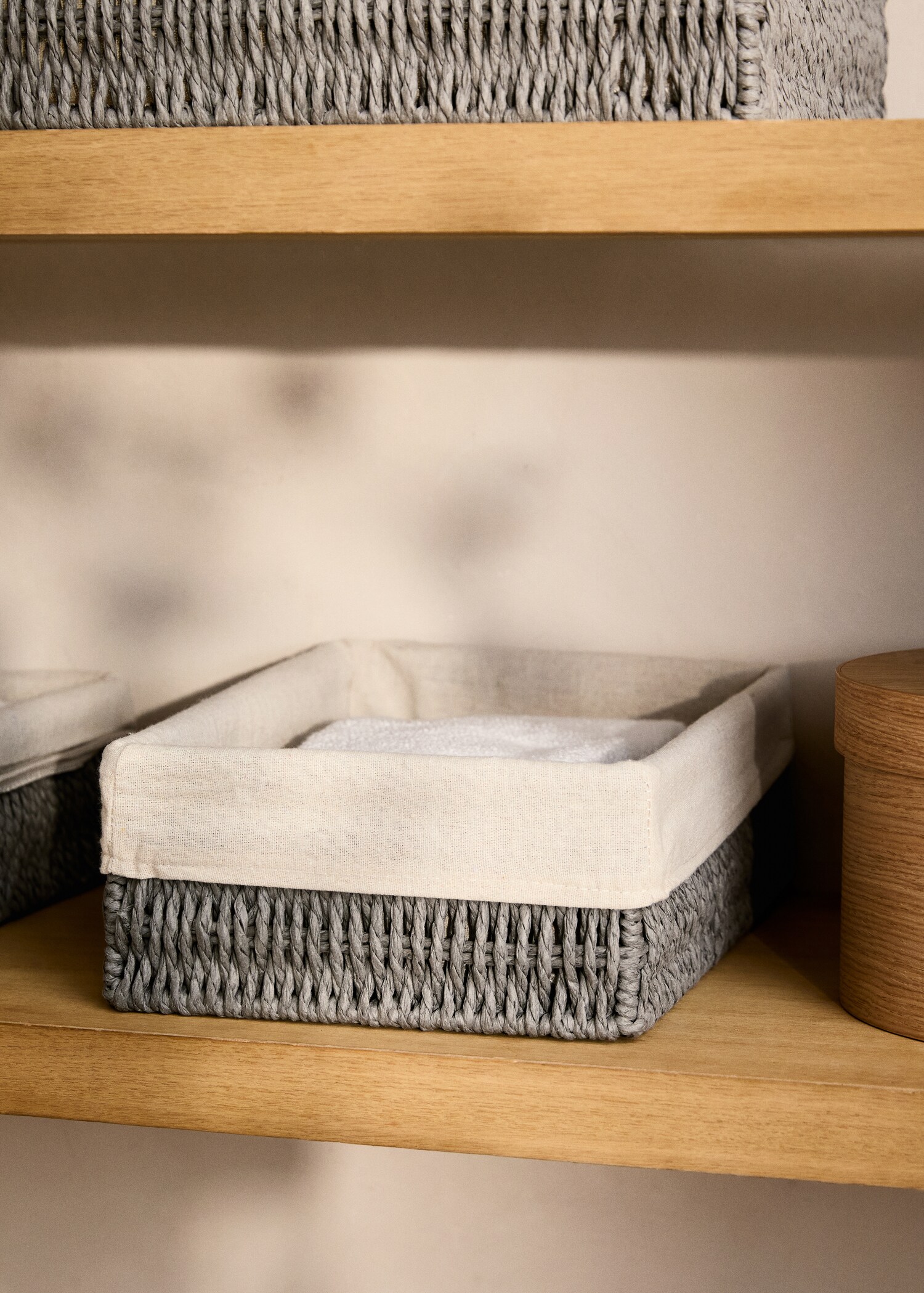 Medium rectangular paper basket - General plane