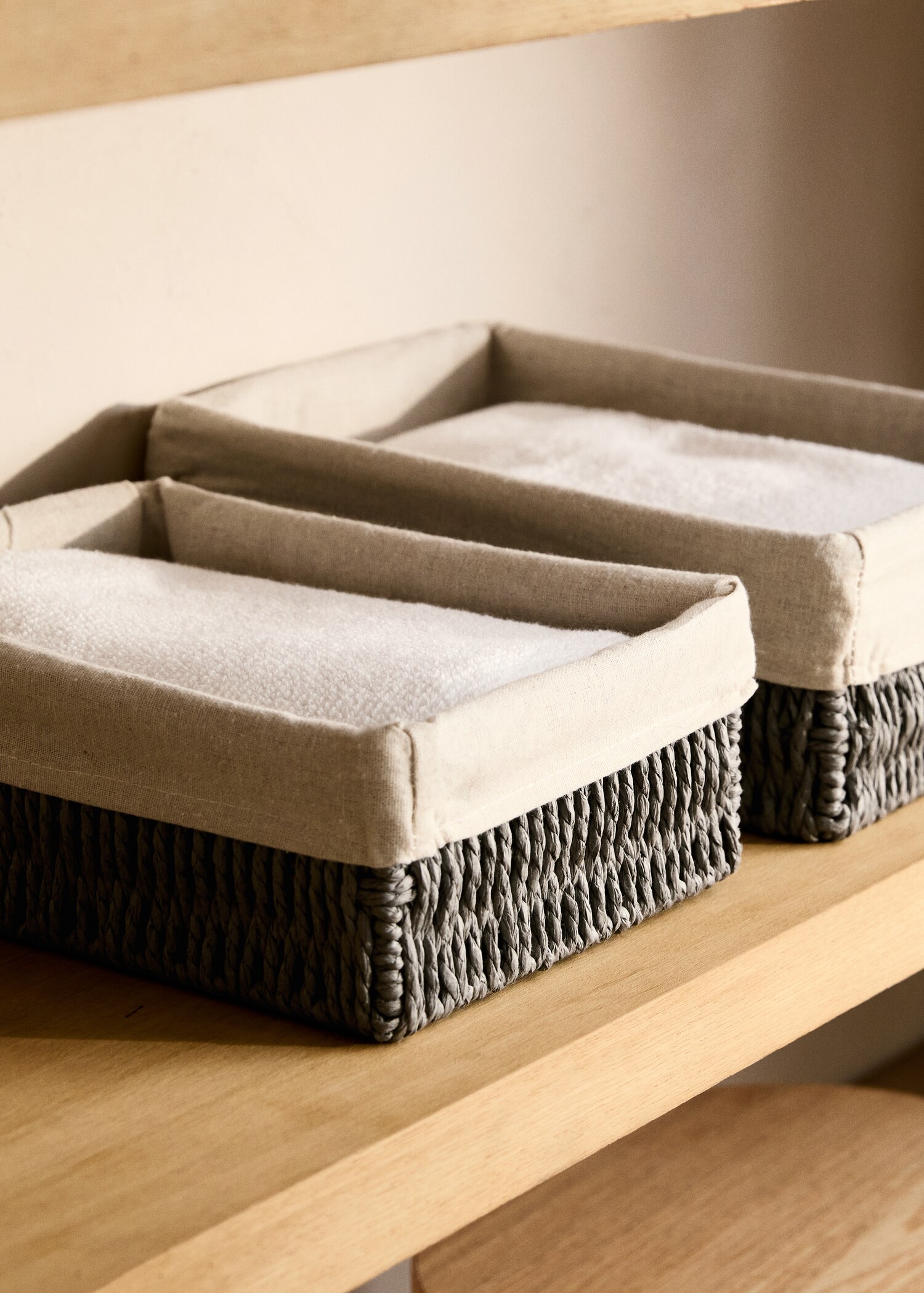 Large rectangular paper basket - General plane