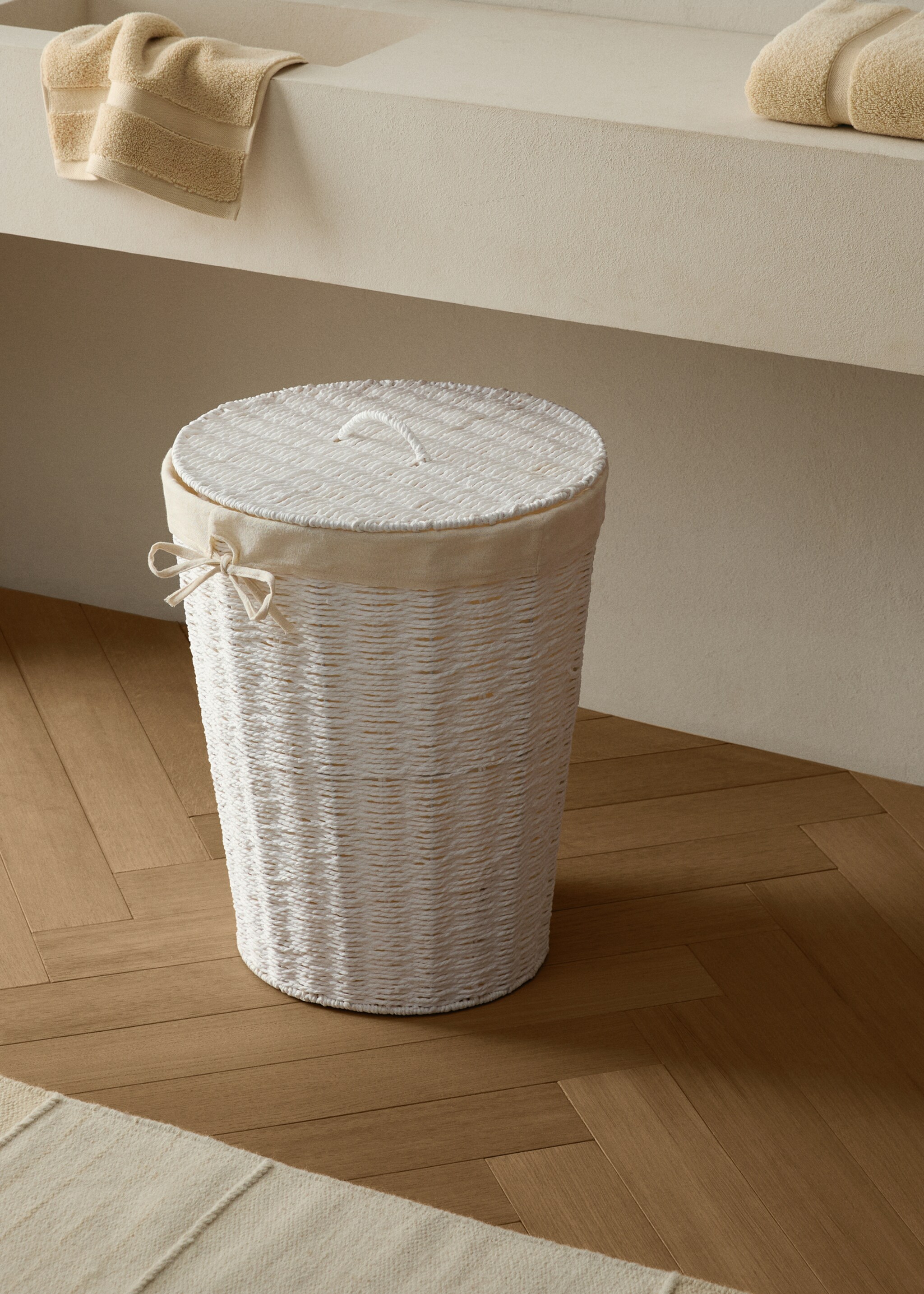 Large round paper clothes basket - General plane, White. Ref: 17001557-00.