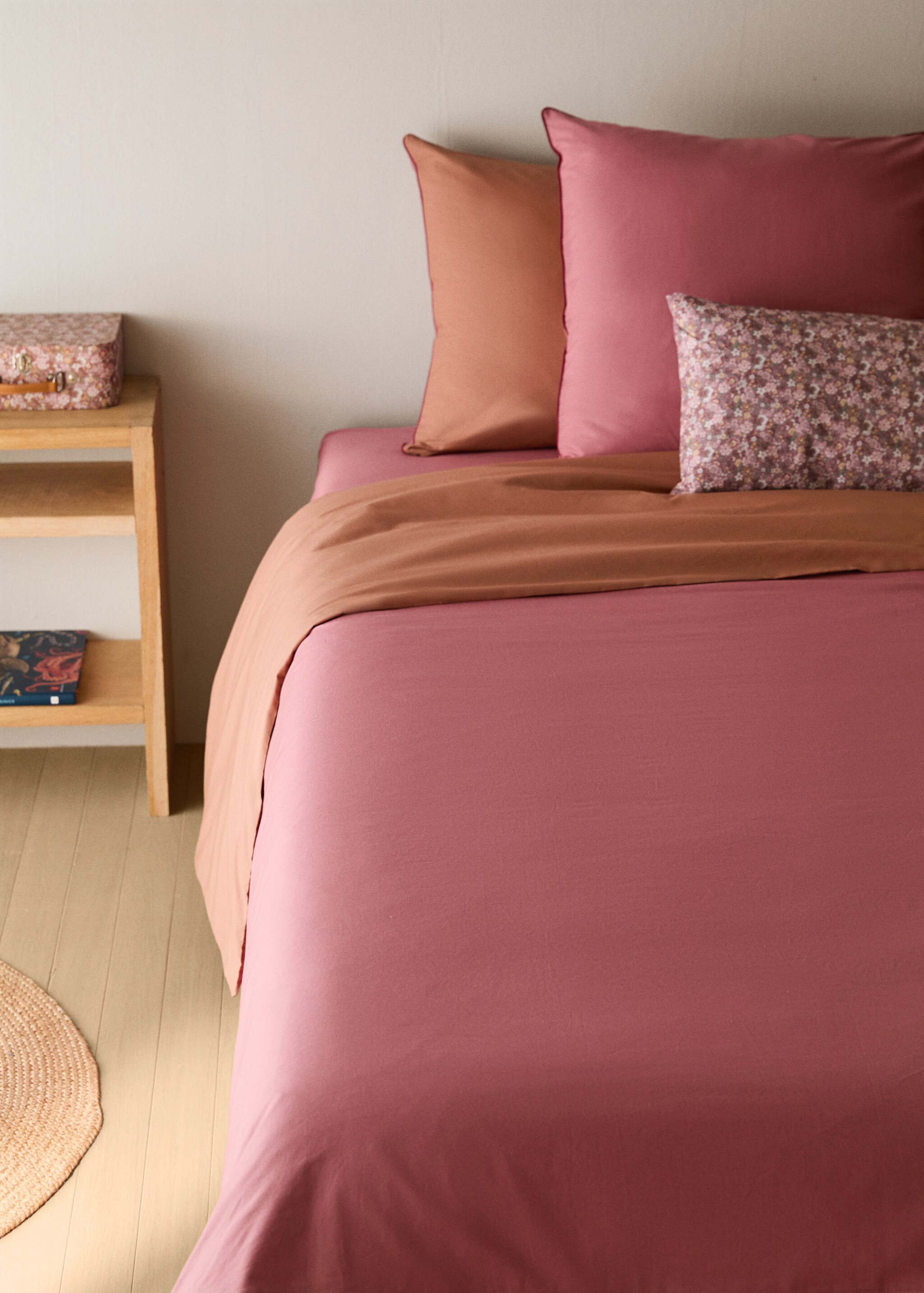 Reversible percale cotton duvet cover with contrasting piping for 90 cm bed - General plane, Pink. Ref: 17001615-00.