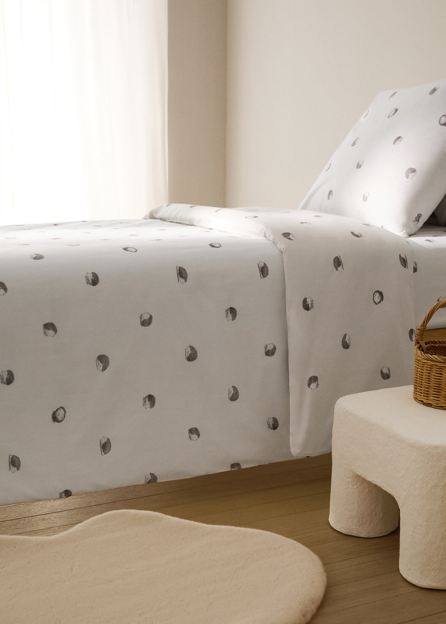 Children's cotton duvet cover with hedgehog print for a 90 cm bed - General plane