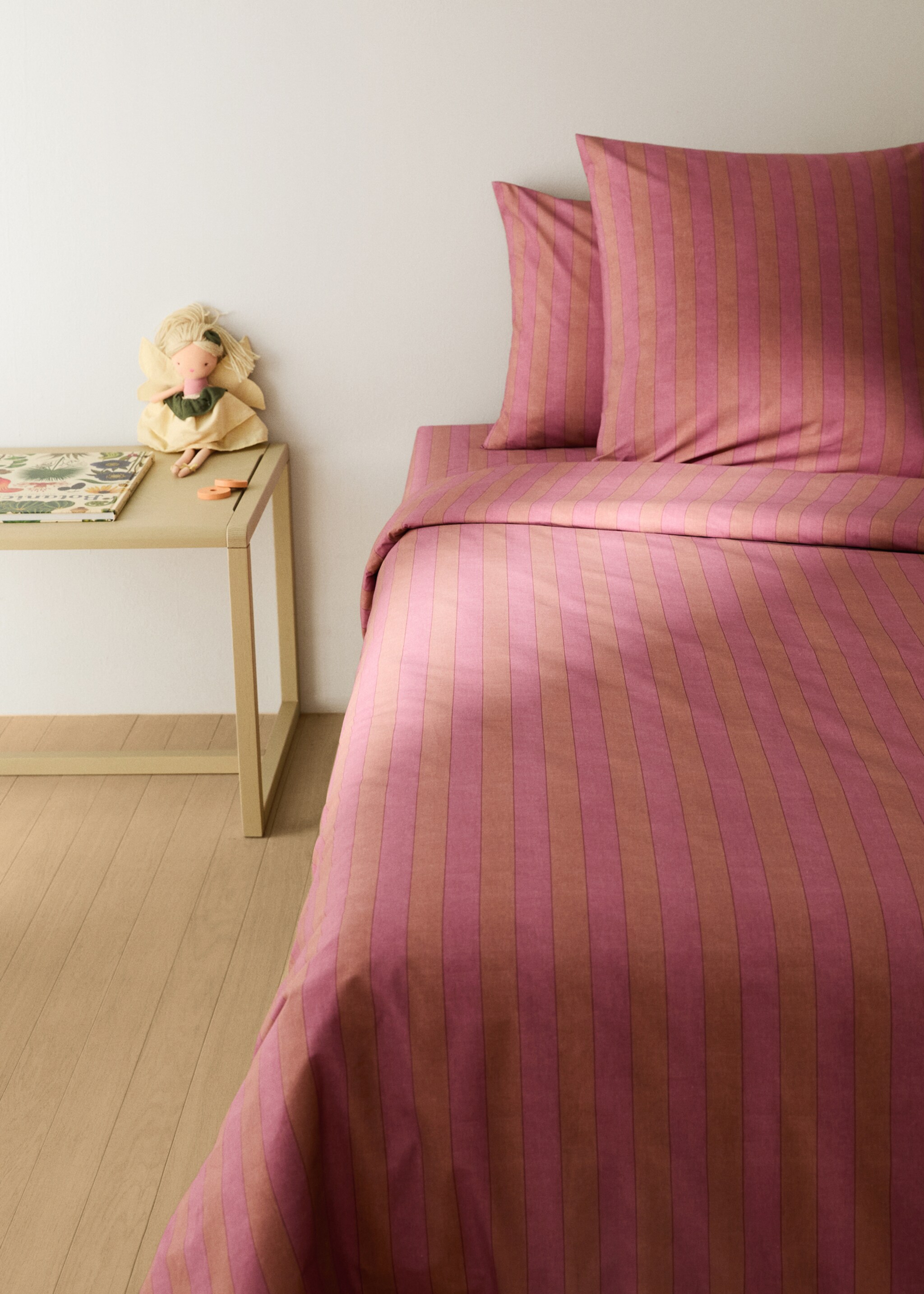 Kinder dekbedovertrek Kodak streep 90 cm bed - Overzichtstekening, Roze. Ref: 17001619-00.