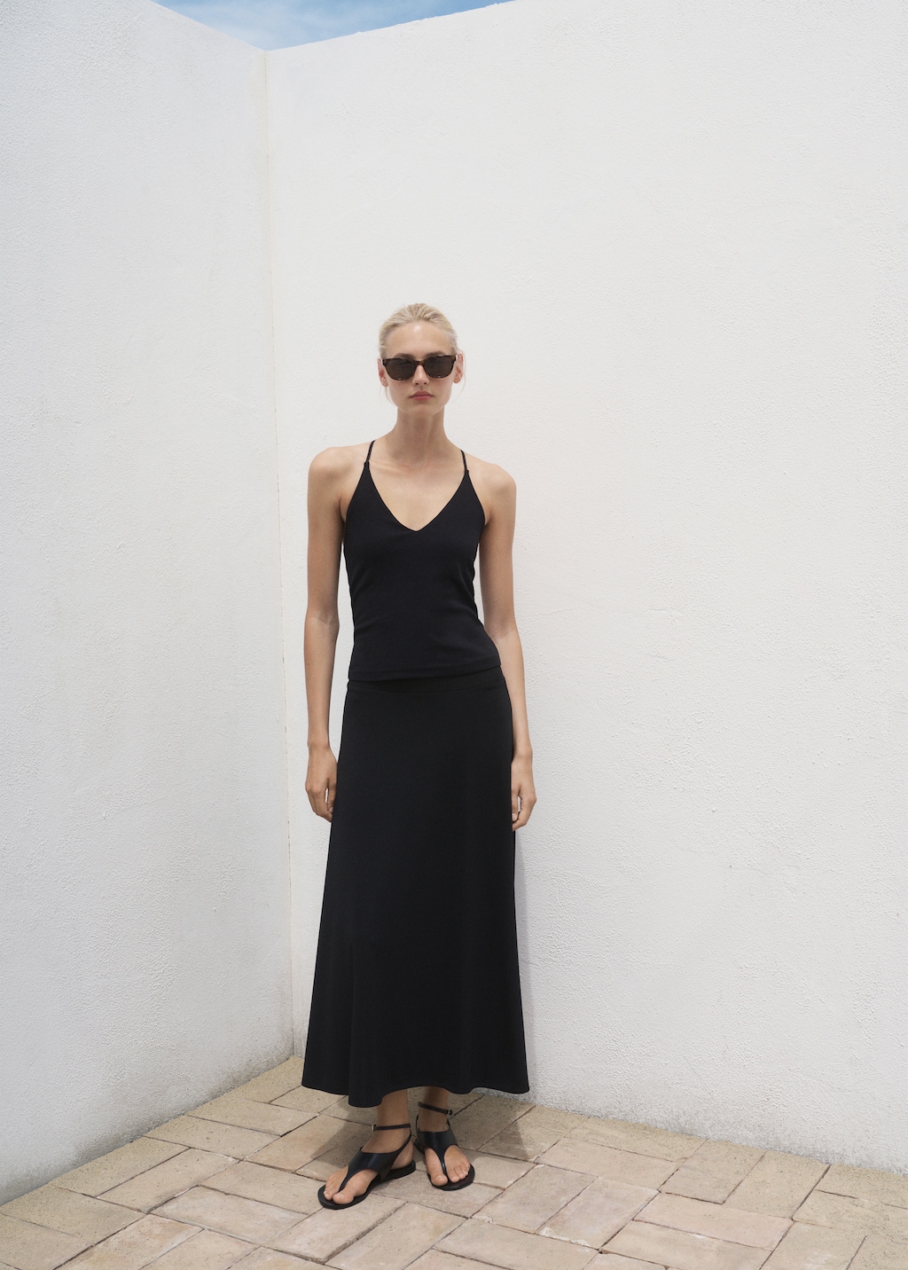 Open-back cotton top
