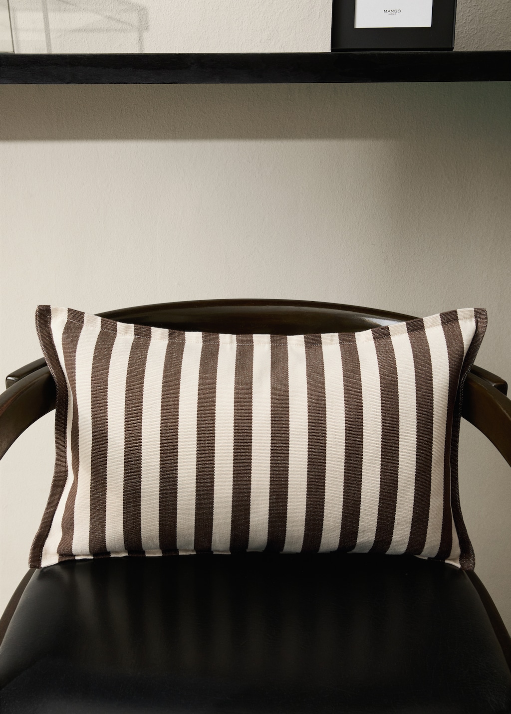 Cotton two-tone cushion cover with woven stripes 30x50 cm
