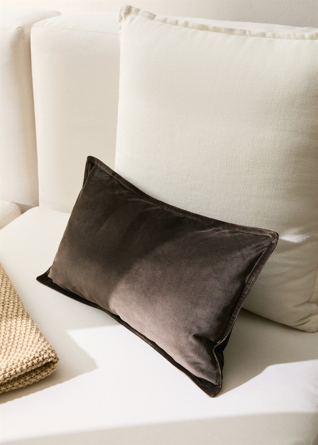 Velvet cushion cover 30x50 cm