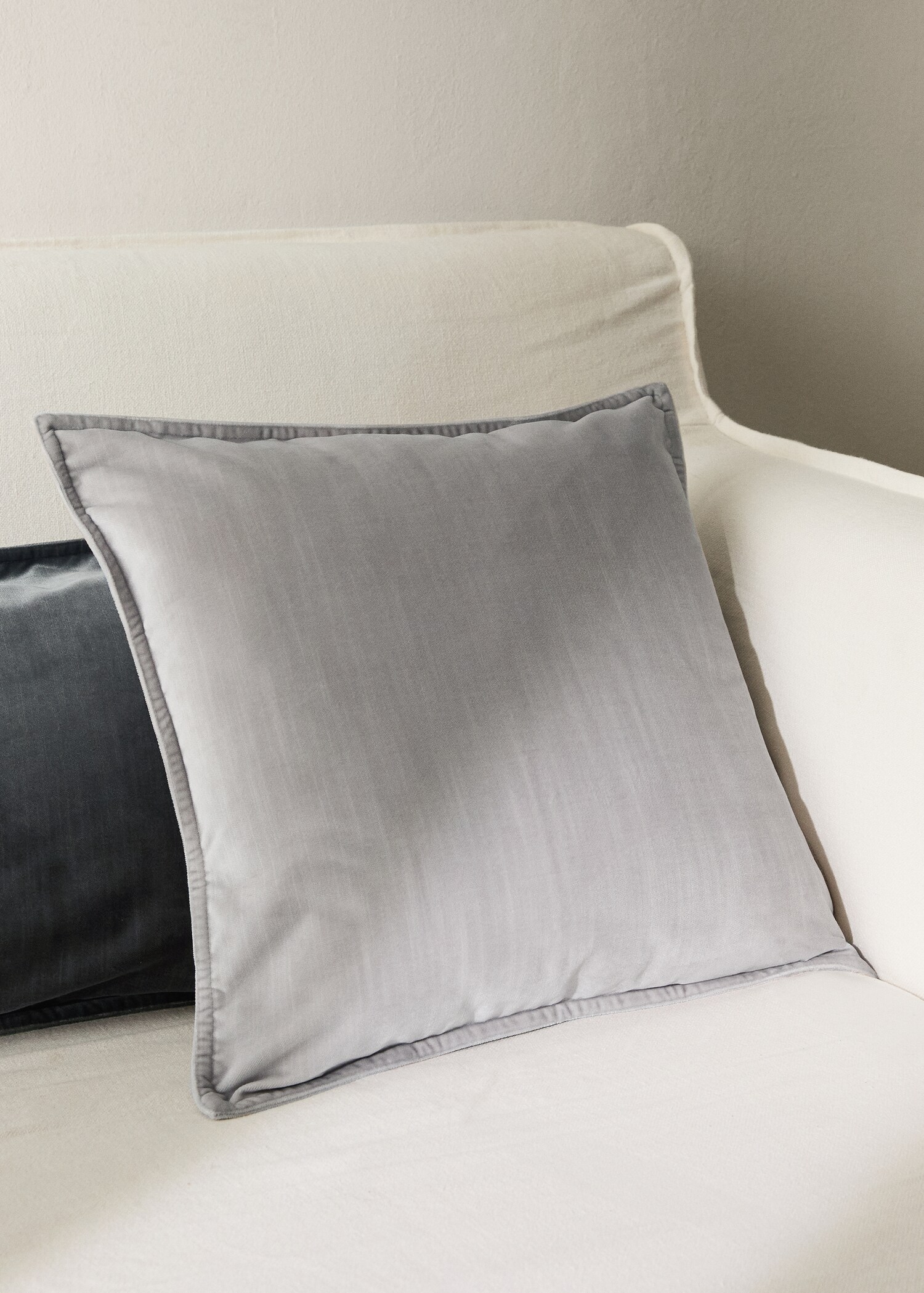 Cushion case primula - General plane