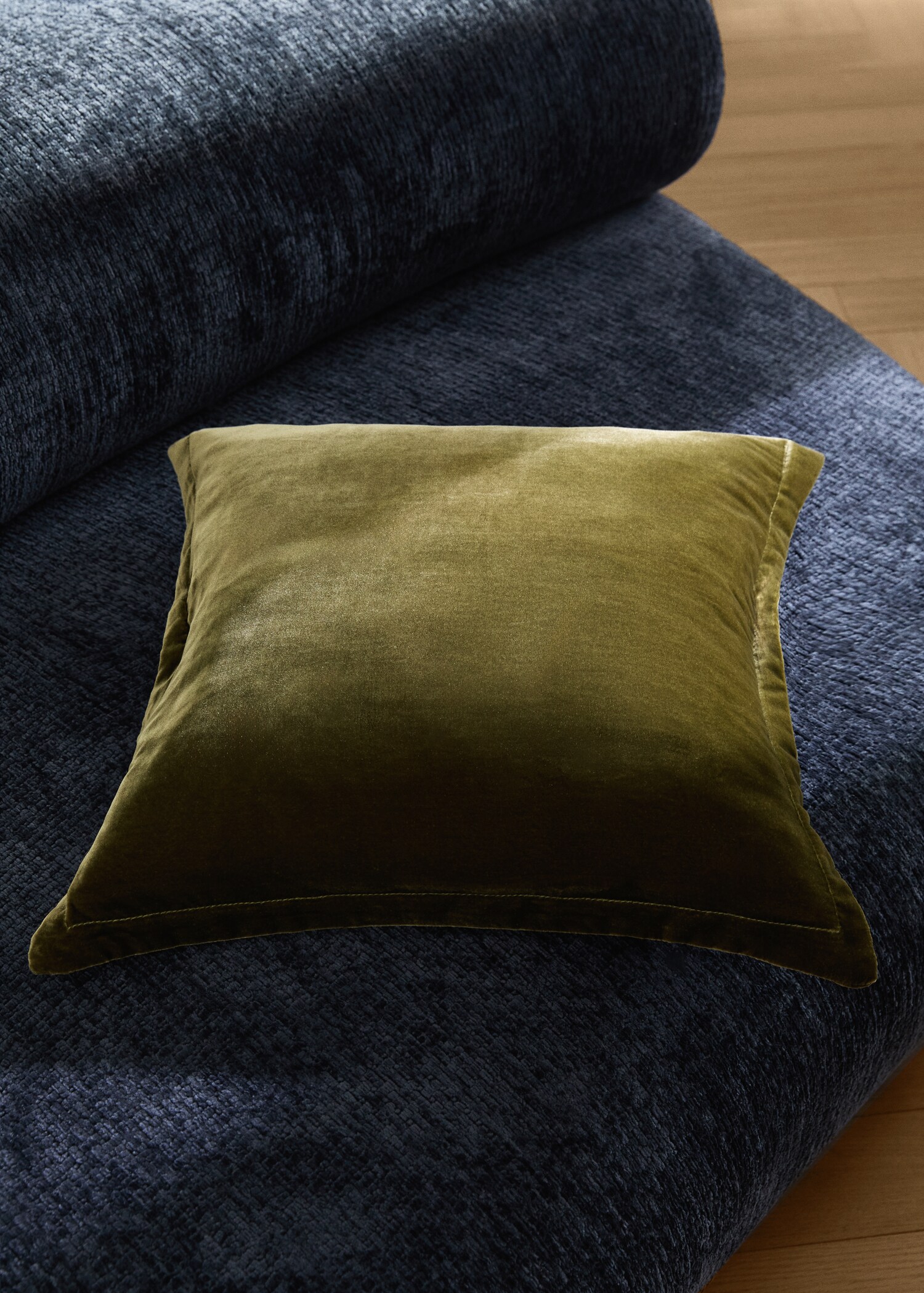 Velvet silk cushion cover 45x45 cm - General plane