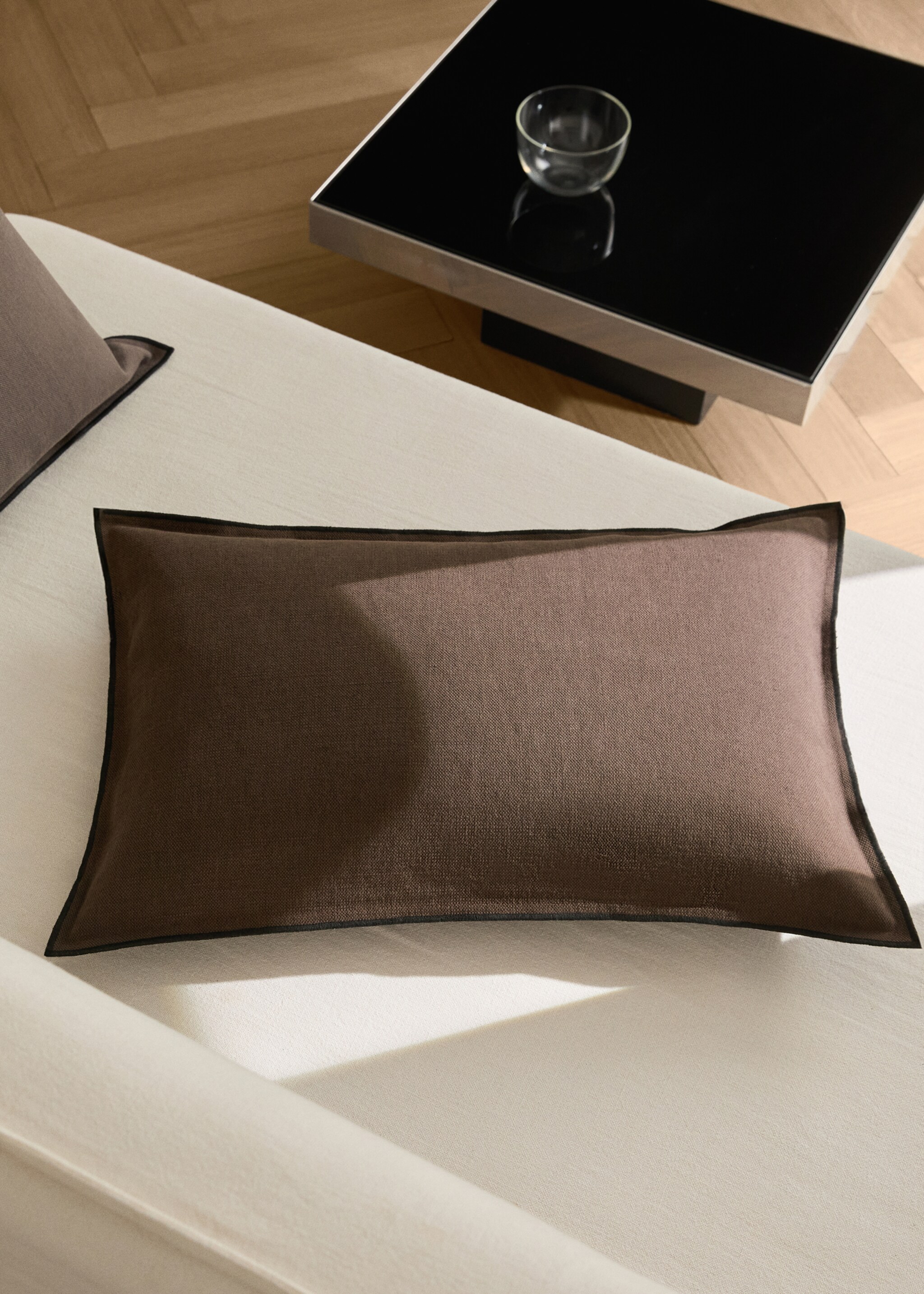 Funda cojín algodón lino overlock pestaña 40x60 cm - Plano general
