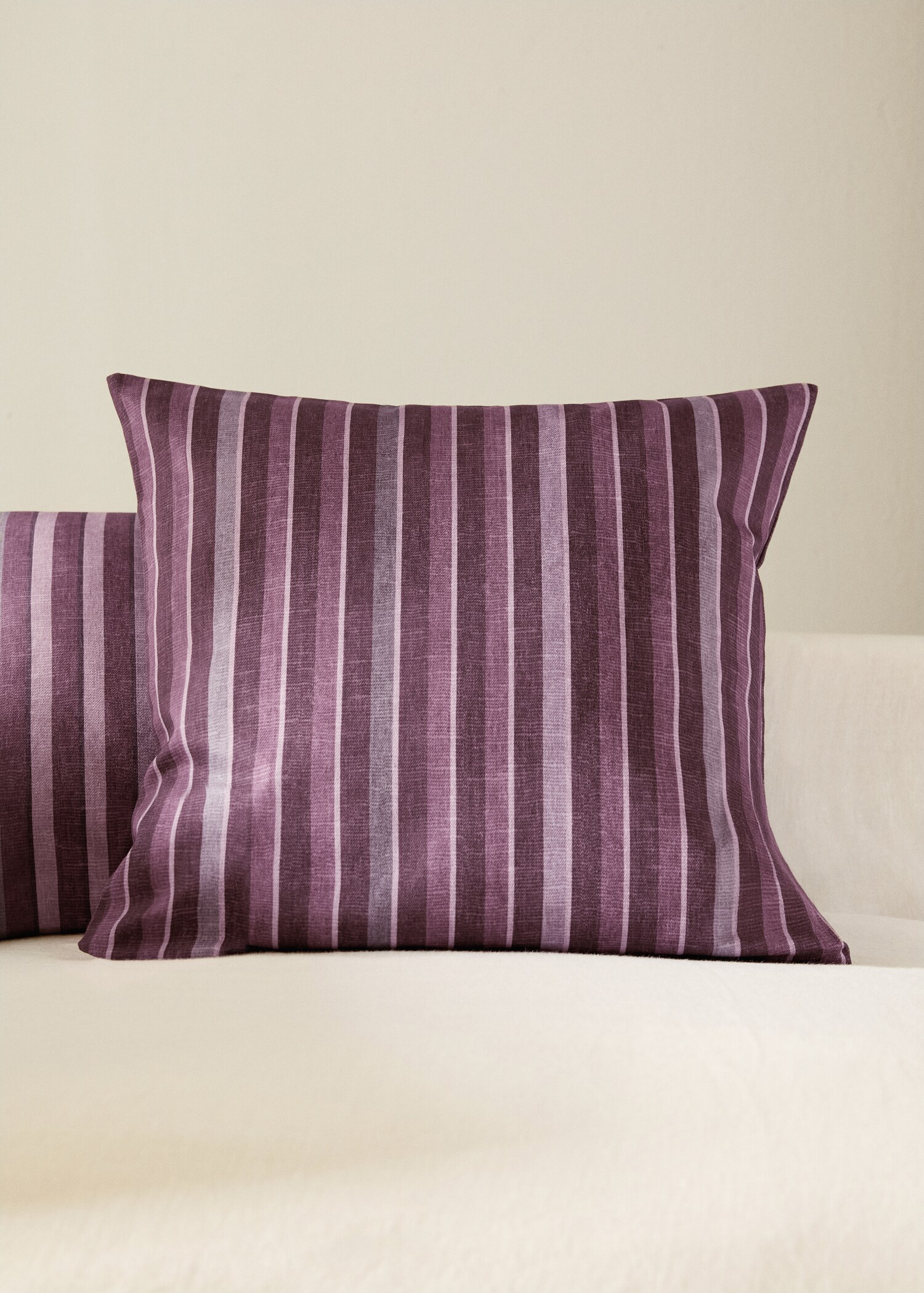 Cotton cushion cover with printed stripes 45x45 cm - General plane