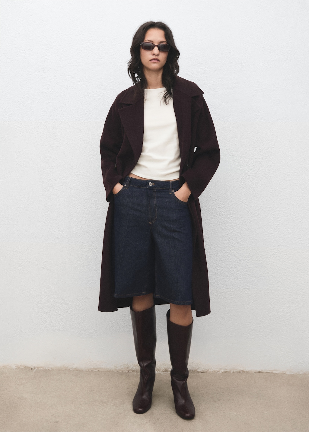 Long-sleeved fine-knit sweater