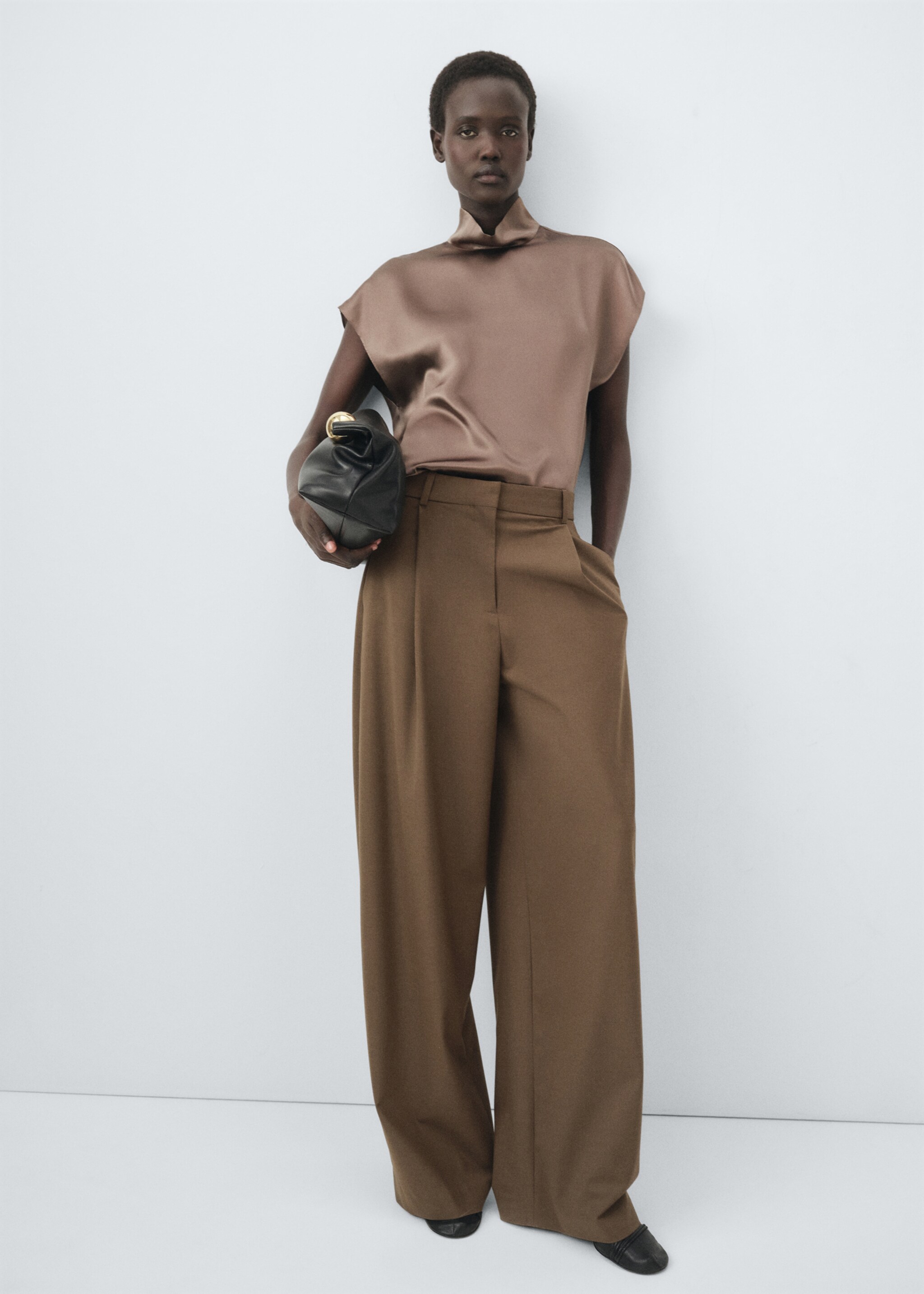 Pleated straight-leg suit trousers - General plane, Medium Brown. Ref: 17006366-00.