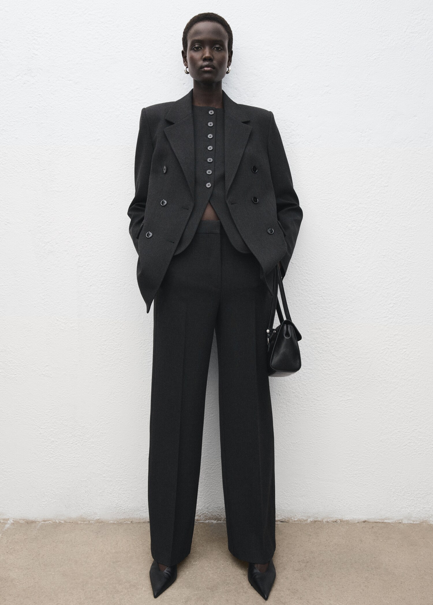 Pleated suit trousers - General plane