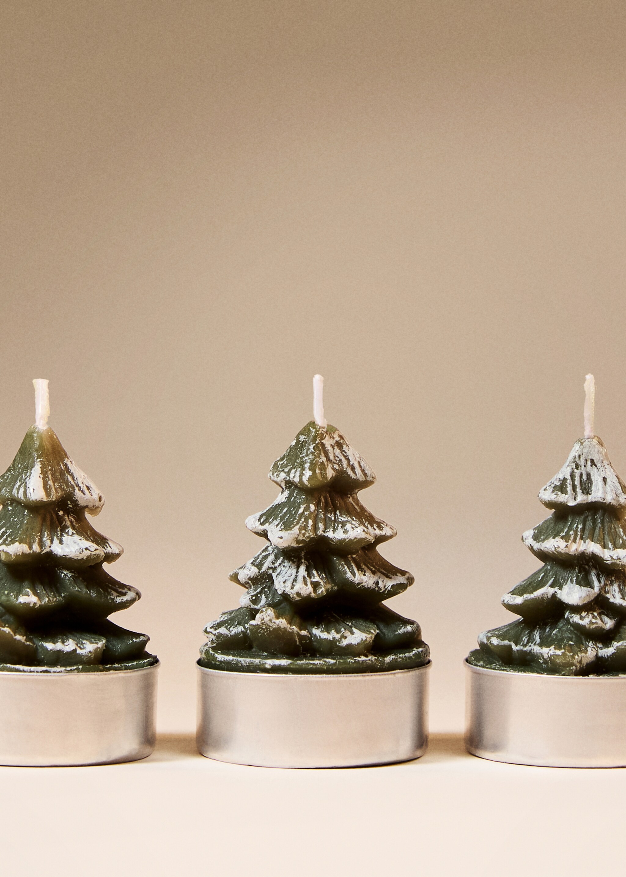 Set of 6 decorative tree-shaped candles - General plane, Green. Ref: 17008287-00.