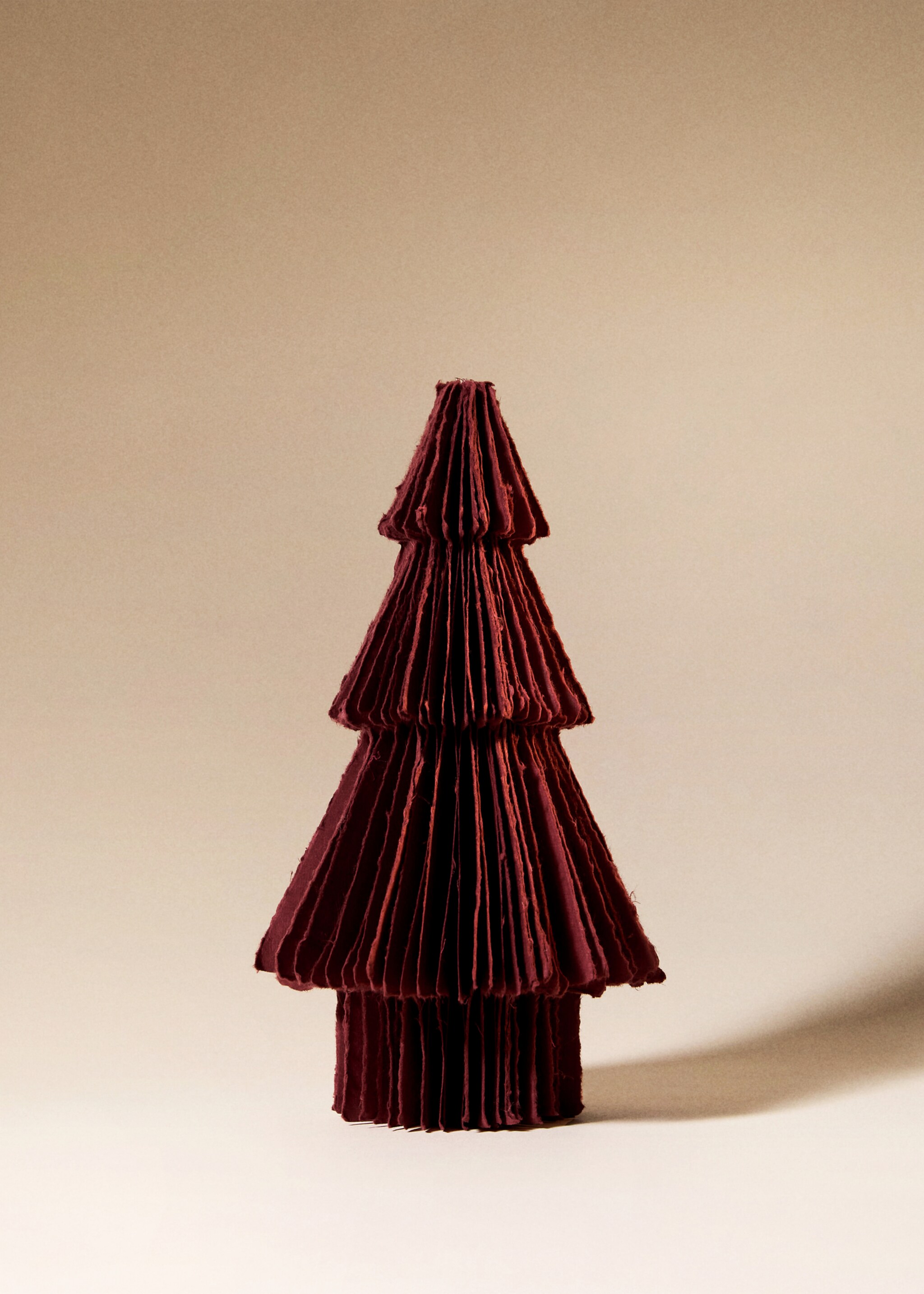 Small paper Christmas tree - General plane, Maroon. Ref: 17008334-00.