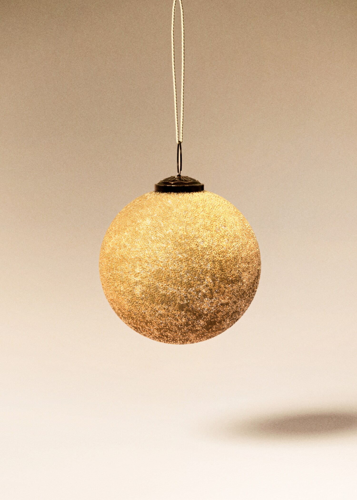 Glitter tree ornaments - General plane