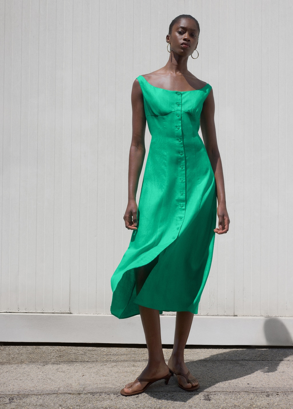 Linen-blend dress with buttons