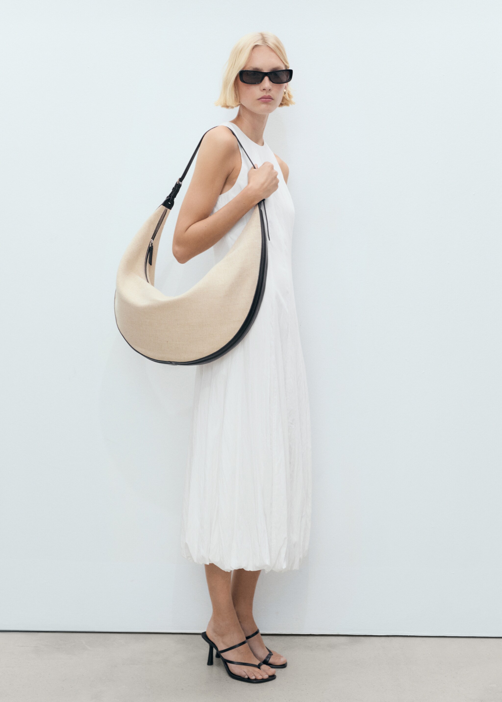 Long balloon dress - General plane
