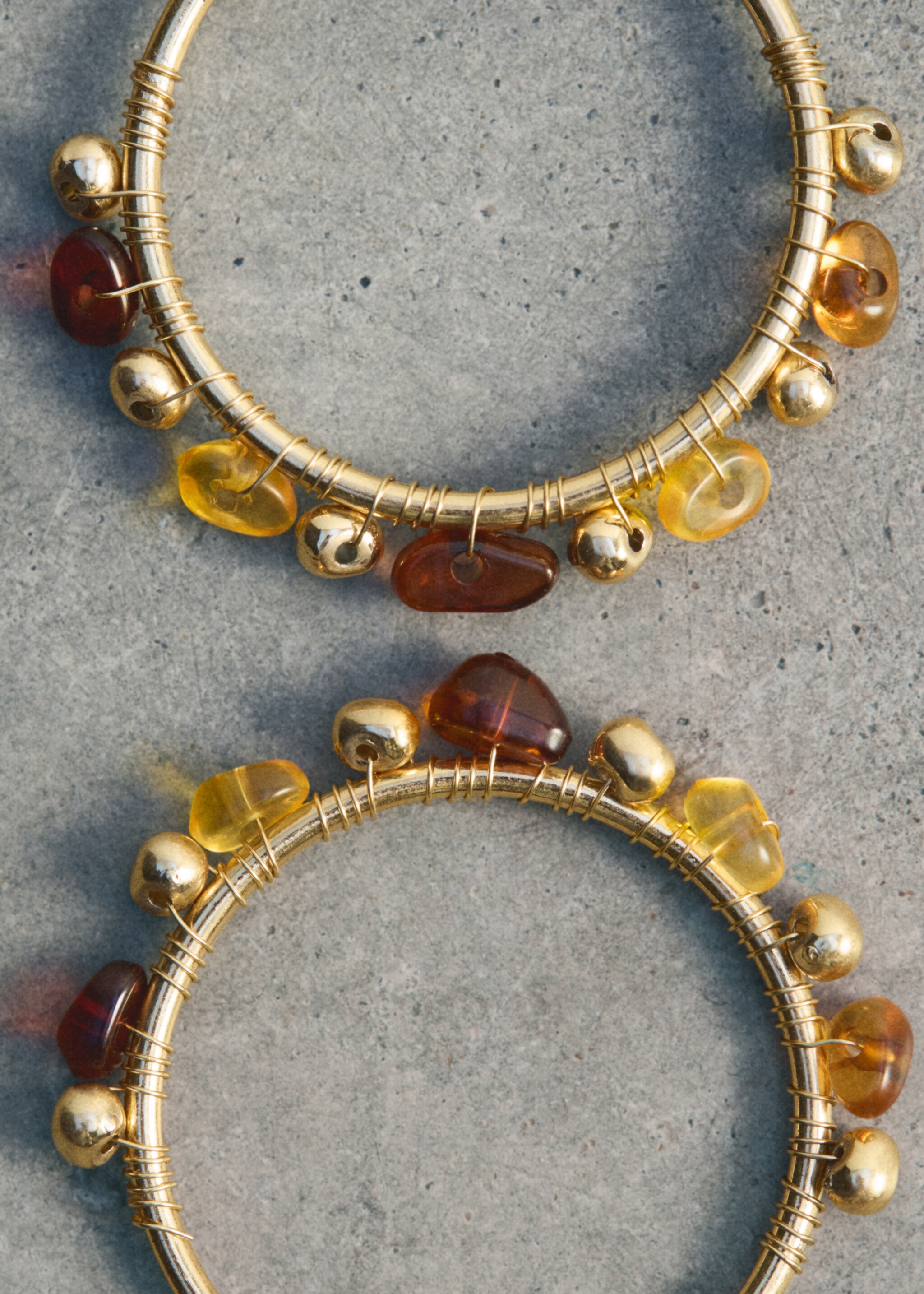 Combination bead earrings - General plane