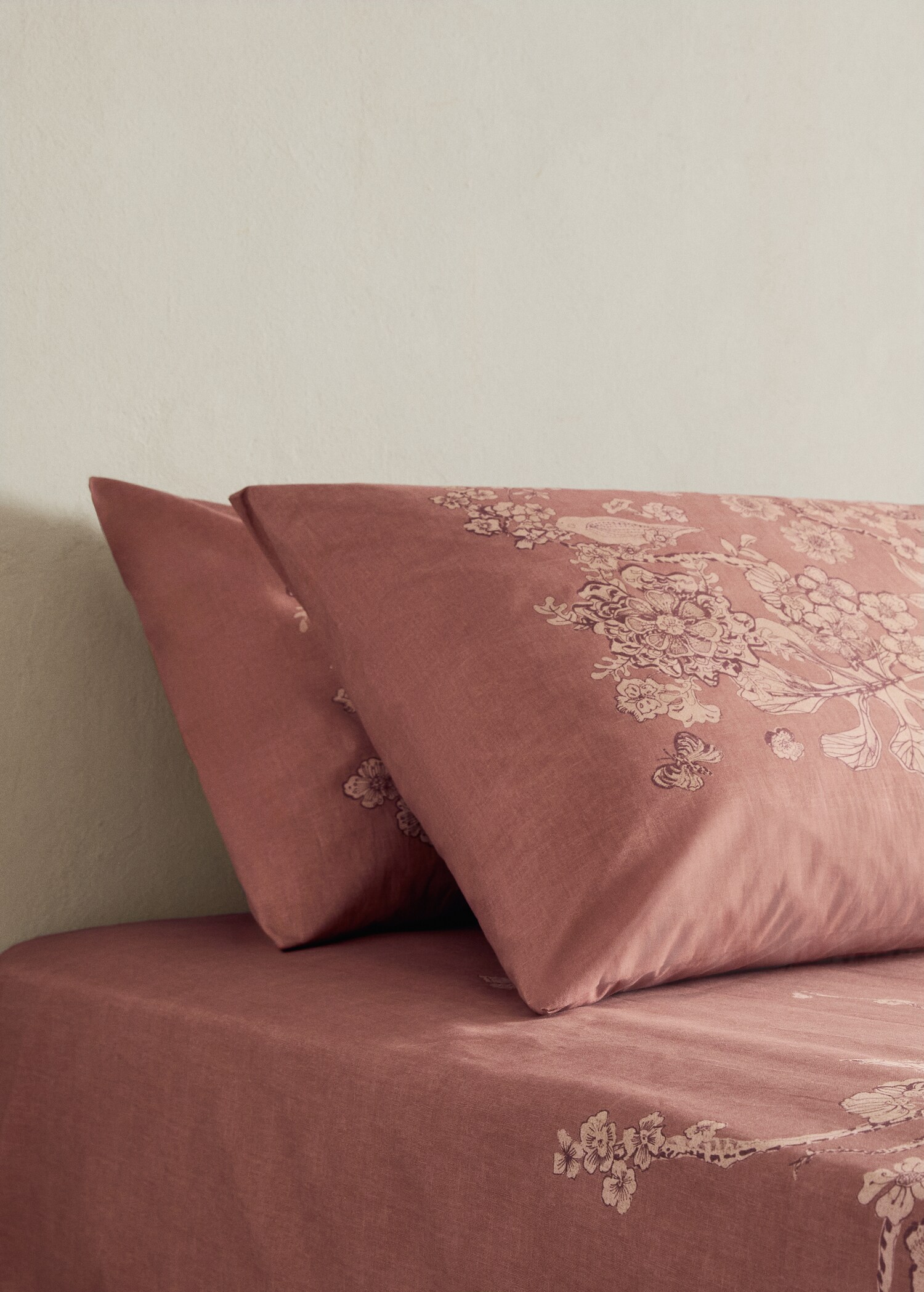 Percale cotton floral-print pillowcase 45x110 cm - General plane