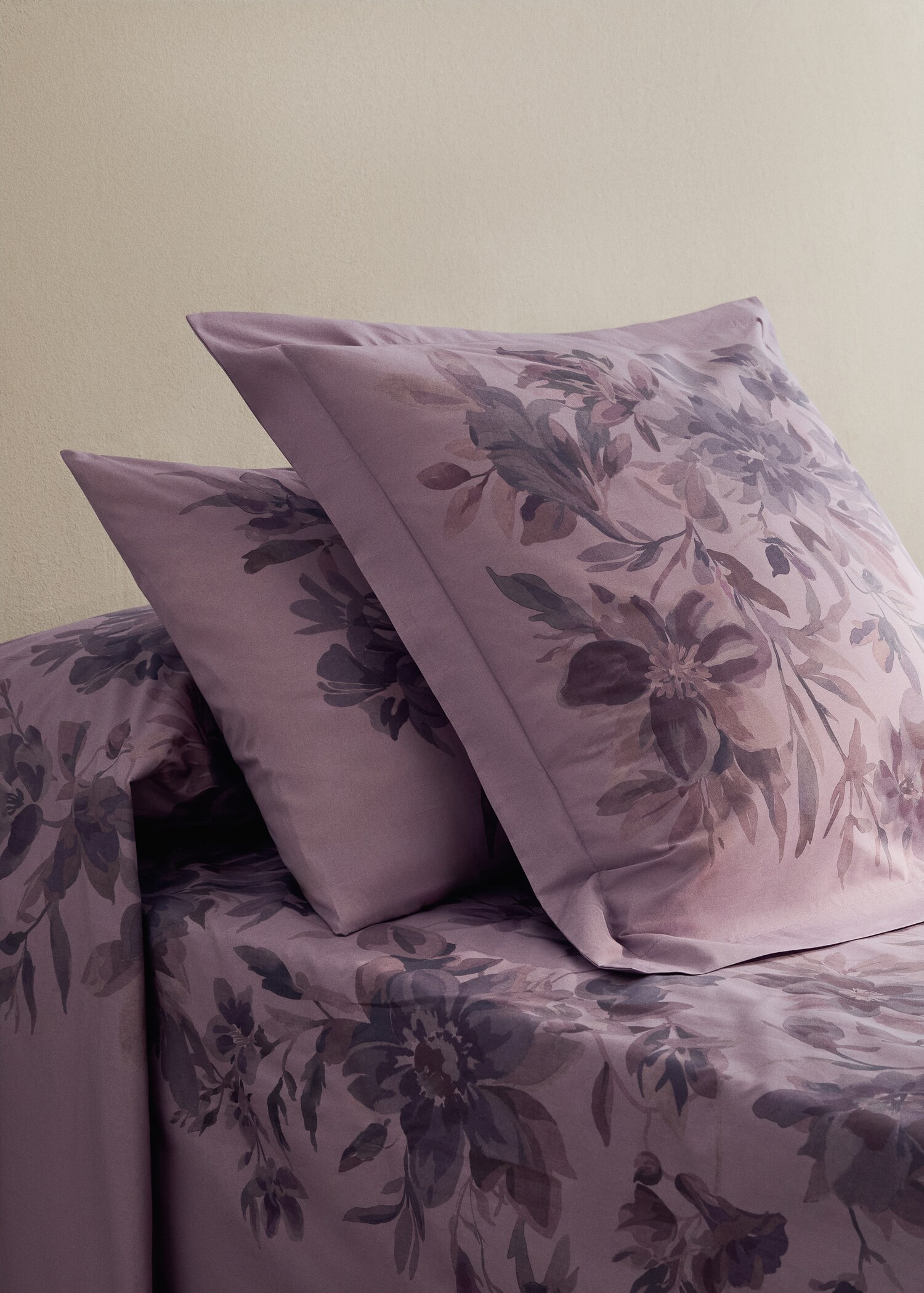 Watercolour floral print percale cotton pillowcase 50x75 cm - General plane