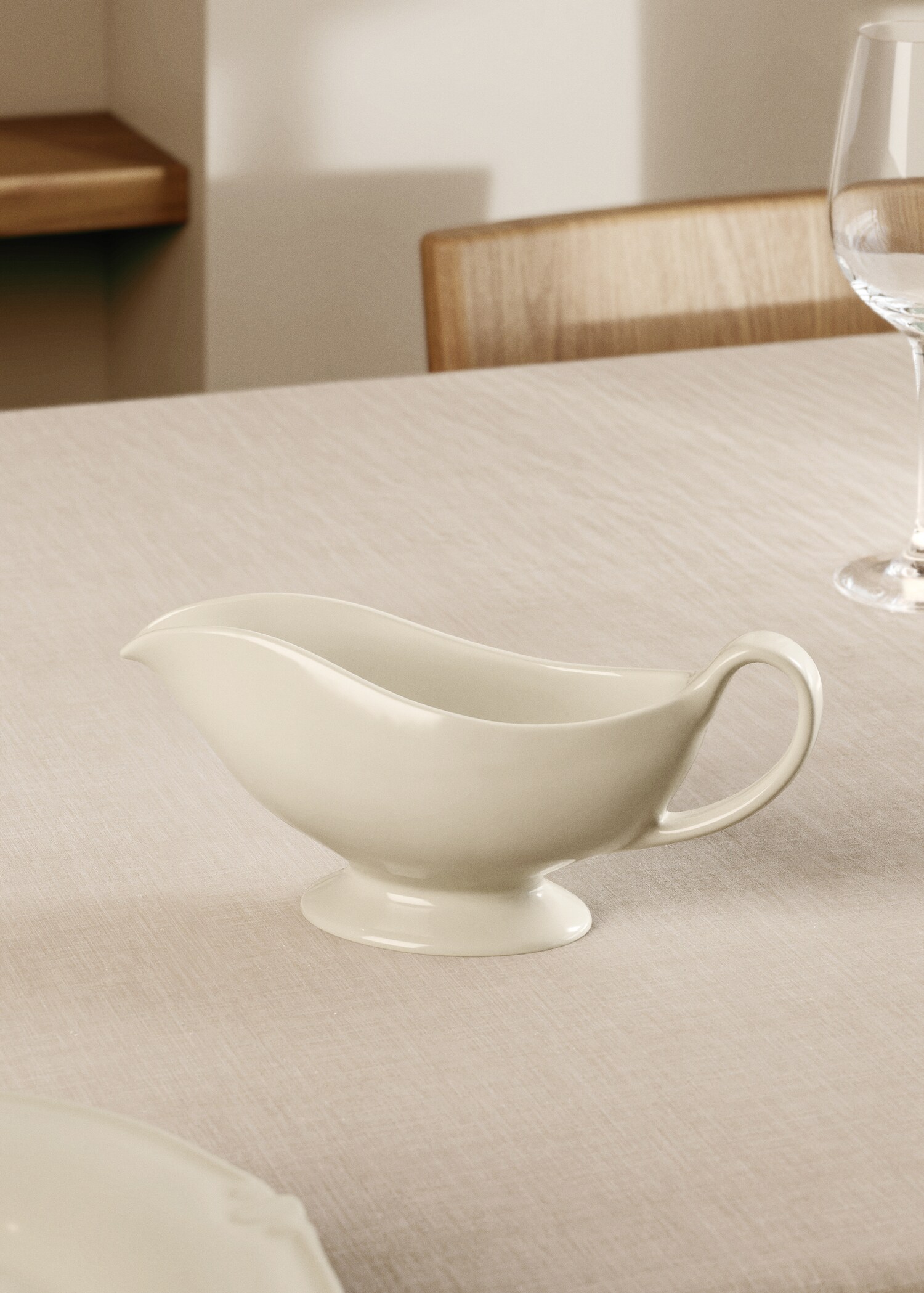 Stoneware sauce boat - Overzichtstekening
