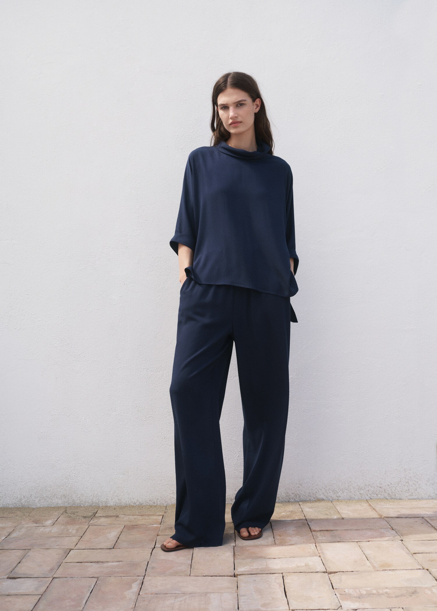 Gerade Hose mit Stretchbund - Allgemeine Ansicht