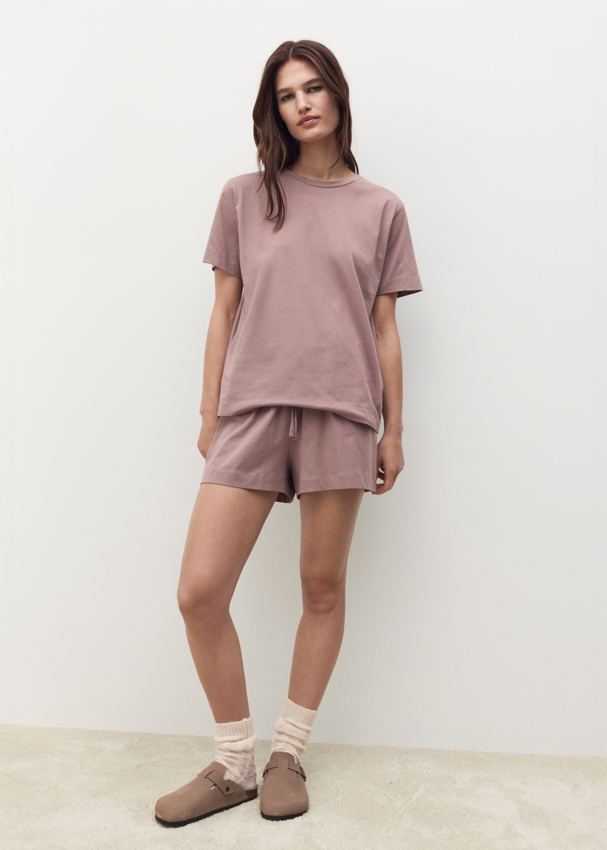 Cotton two-piece short-sleeved pyjamas - General plane