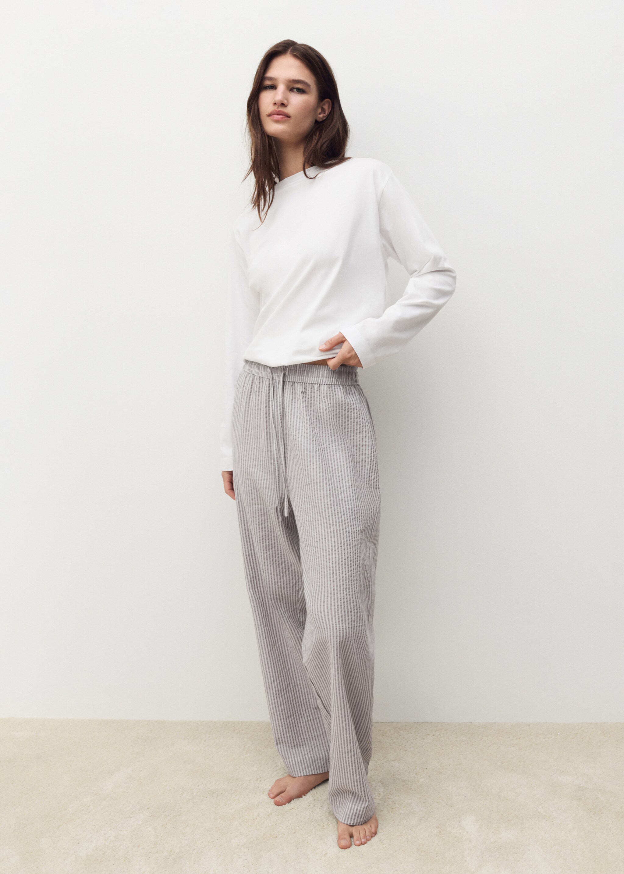 Seersucker striped two-piece pajamas - General plane