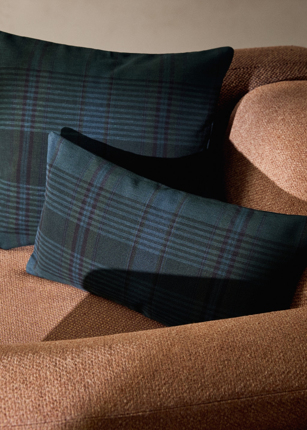 Cushion cover with check design, over-dyed color, 30x50cm