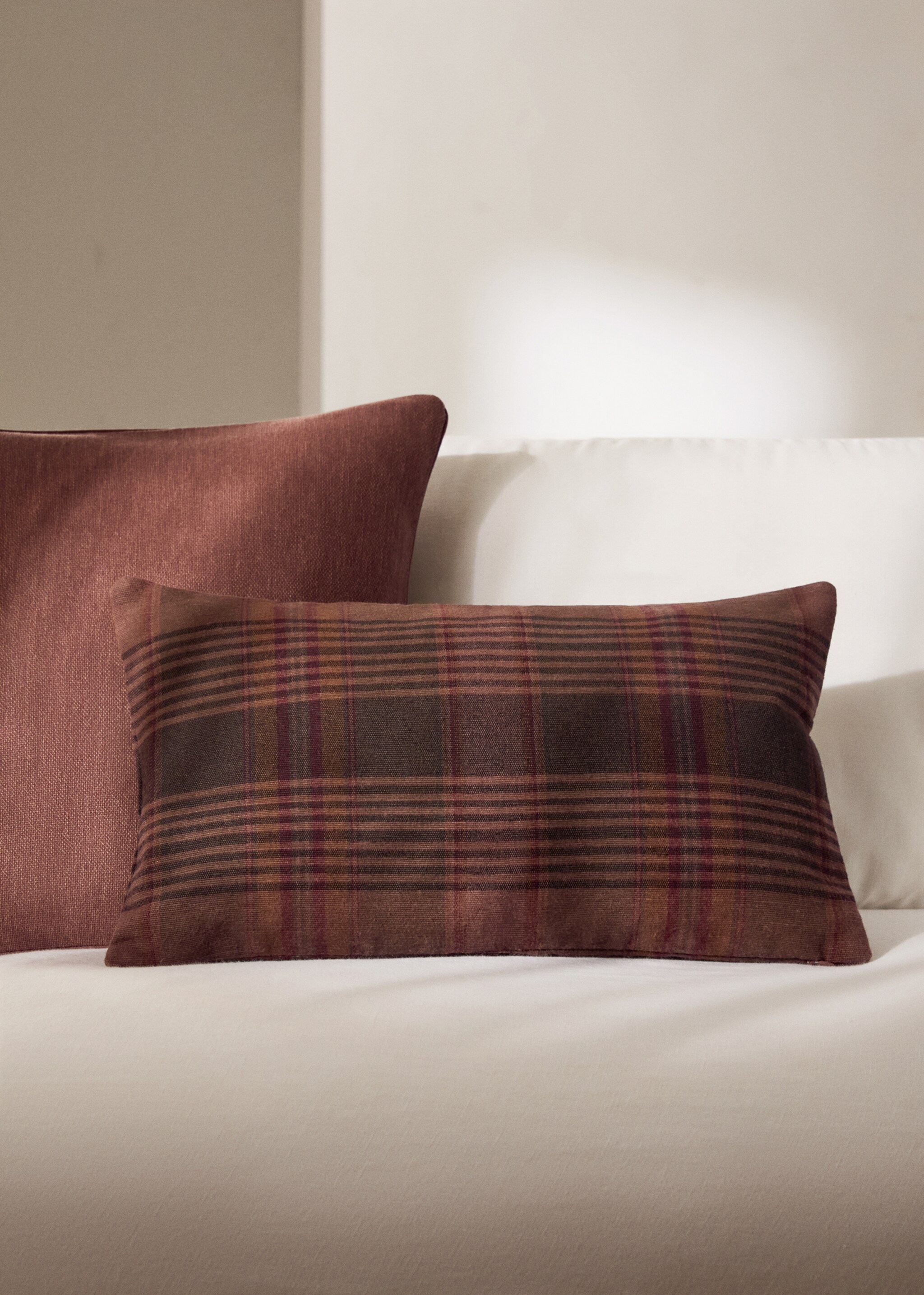 Geruite kussenhoes met overdyed kleur, 30x50cm - Overzichtstekening, Roodbruin. Ref: 17013315-00.