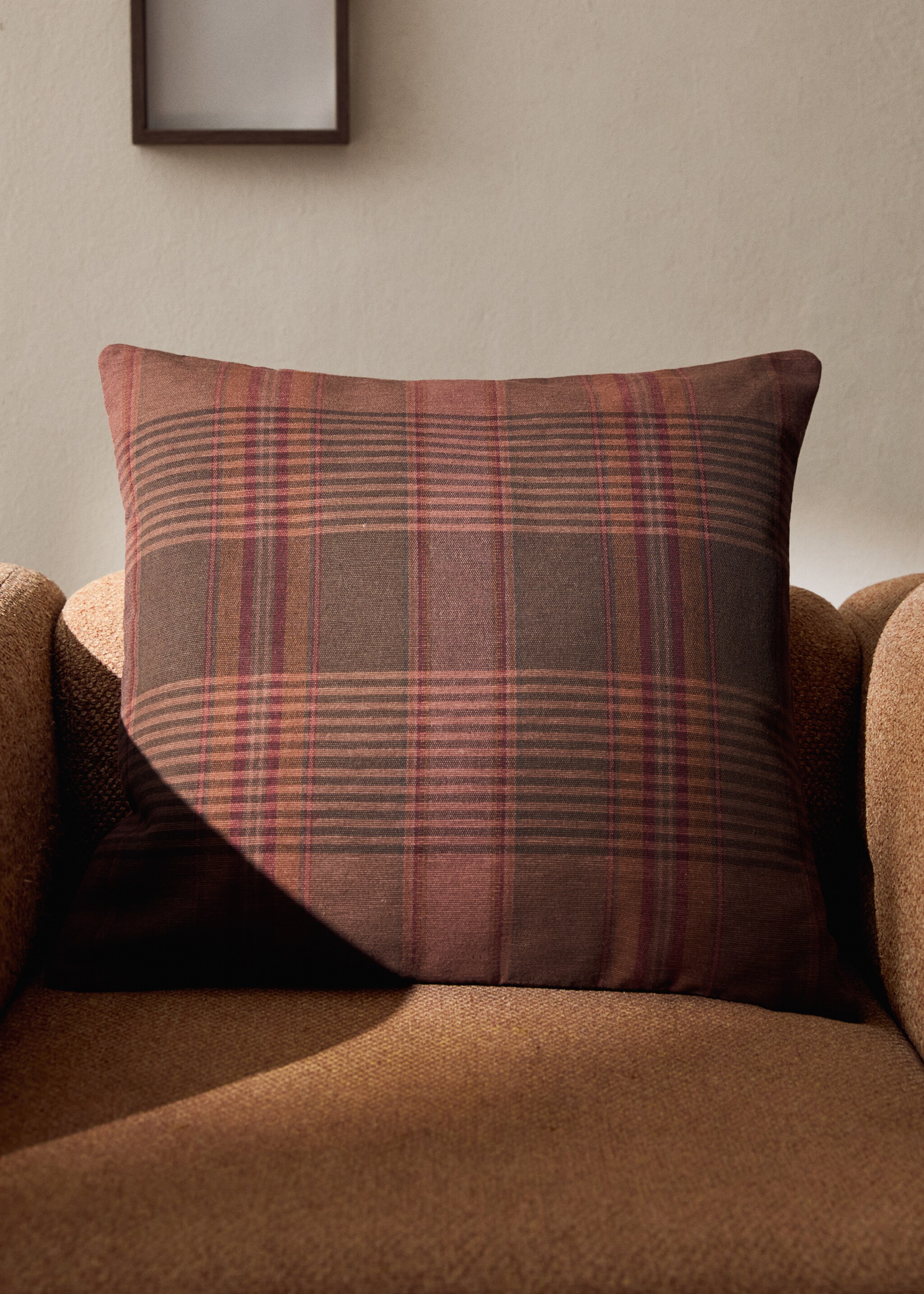 Funda coixí quadre overdyed 50x50cm - Pla general, Vermell ataronjat. Ref: 17013316-00.