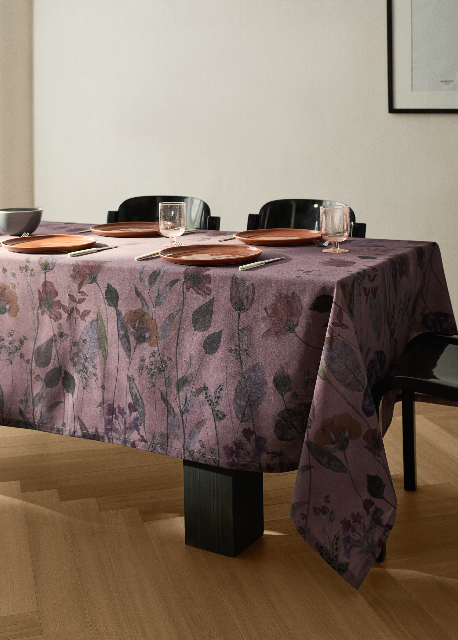 Color flowers cotton linen tablecloth 6 to 8 diners - Загальний план