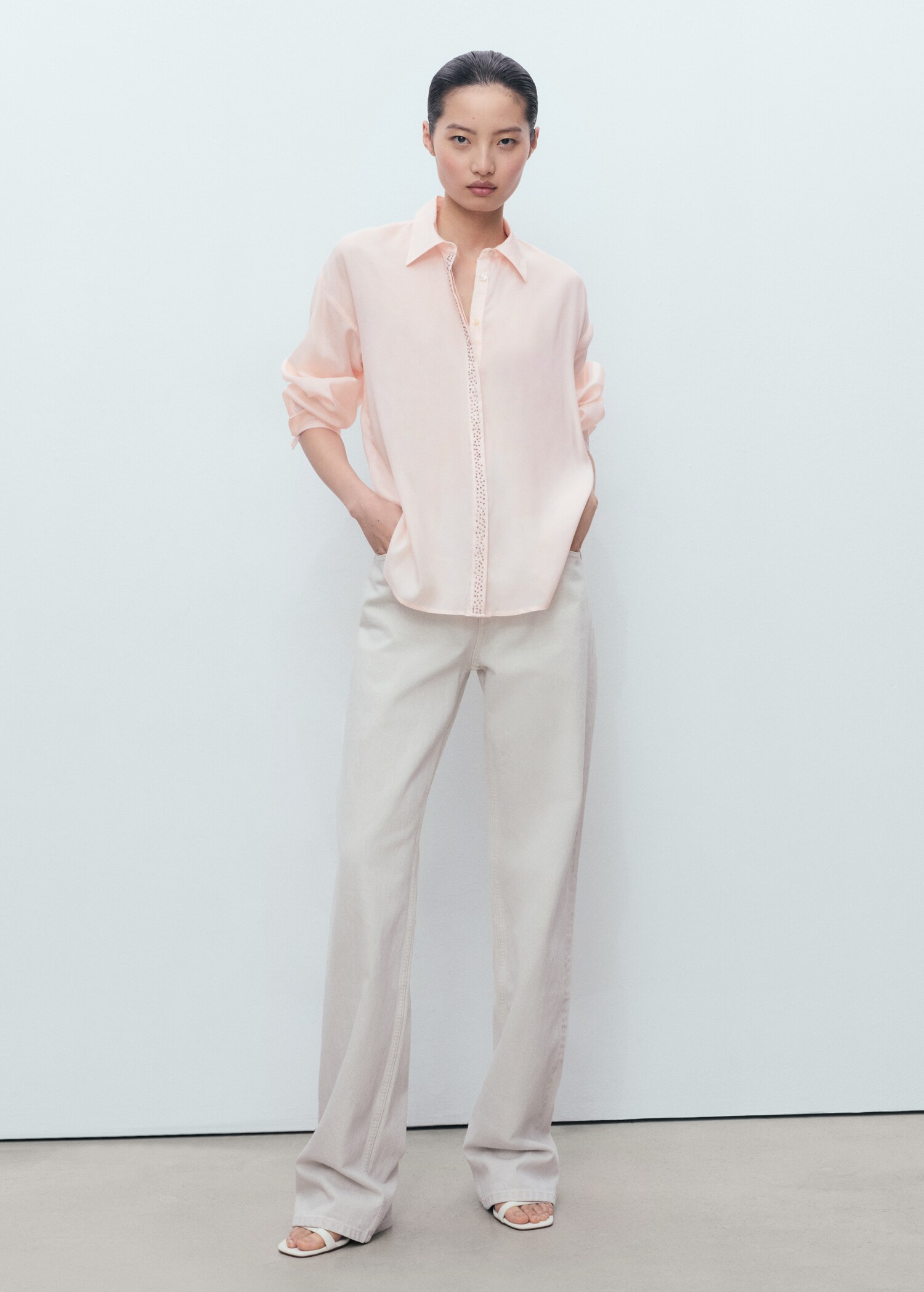 Modal shirt with rhinestones - General plane