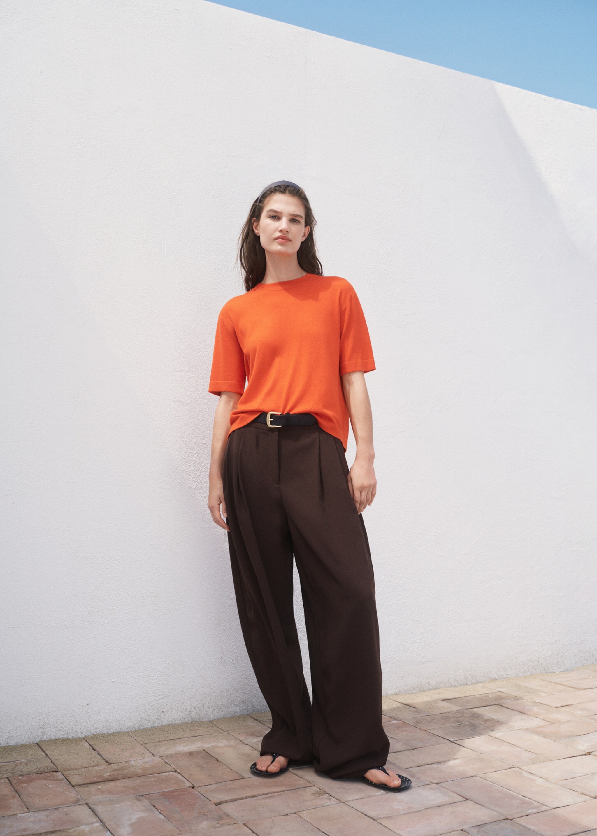 Short-sleeved fine-knit sweater - General plane