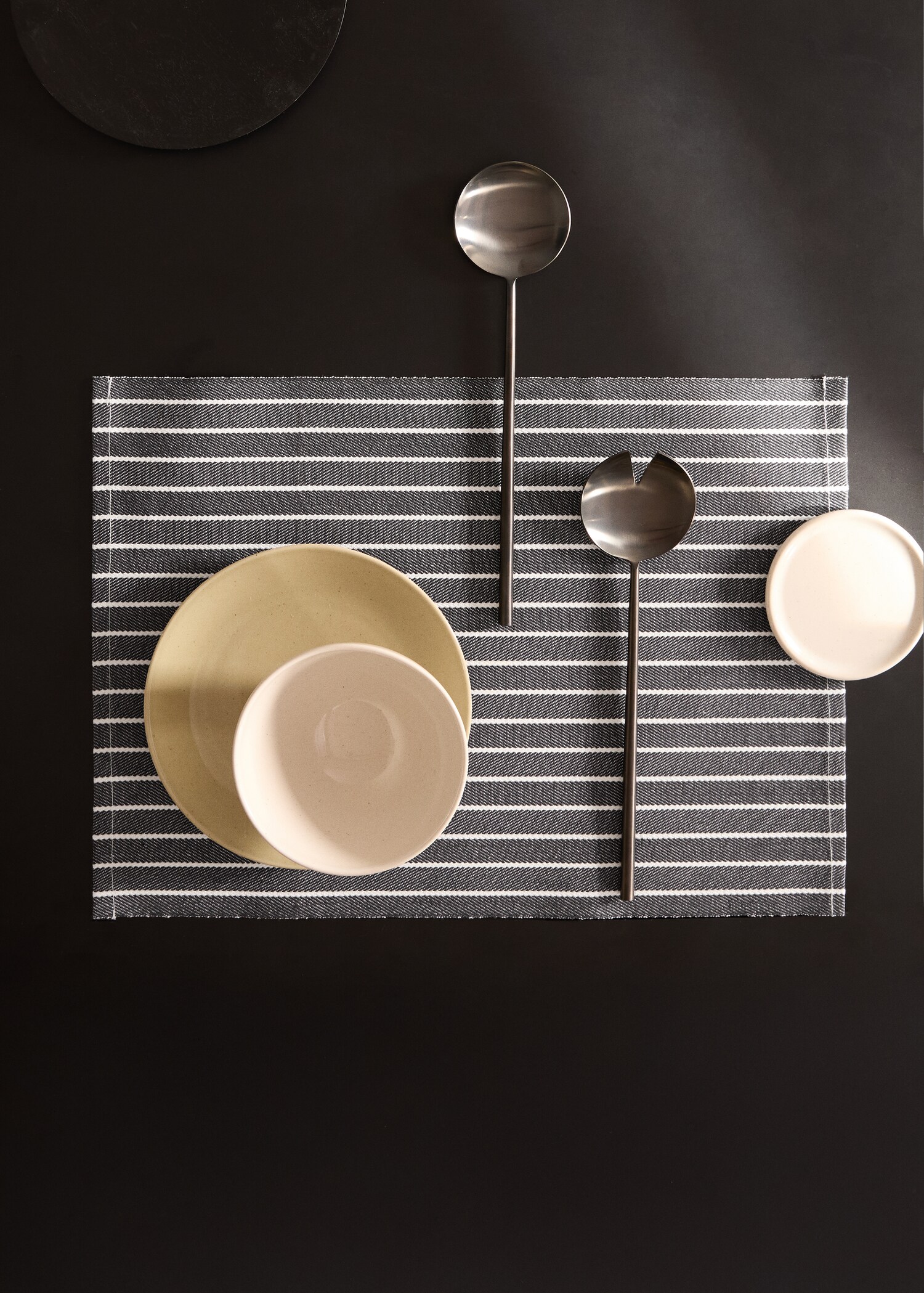 Cotton striped placemats - General plane