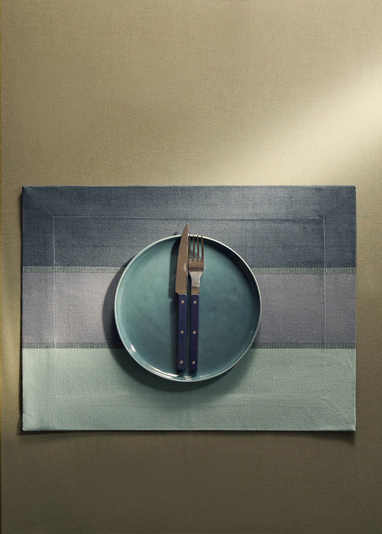 Cotton striped placemat in various colours - General plane