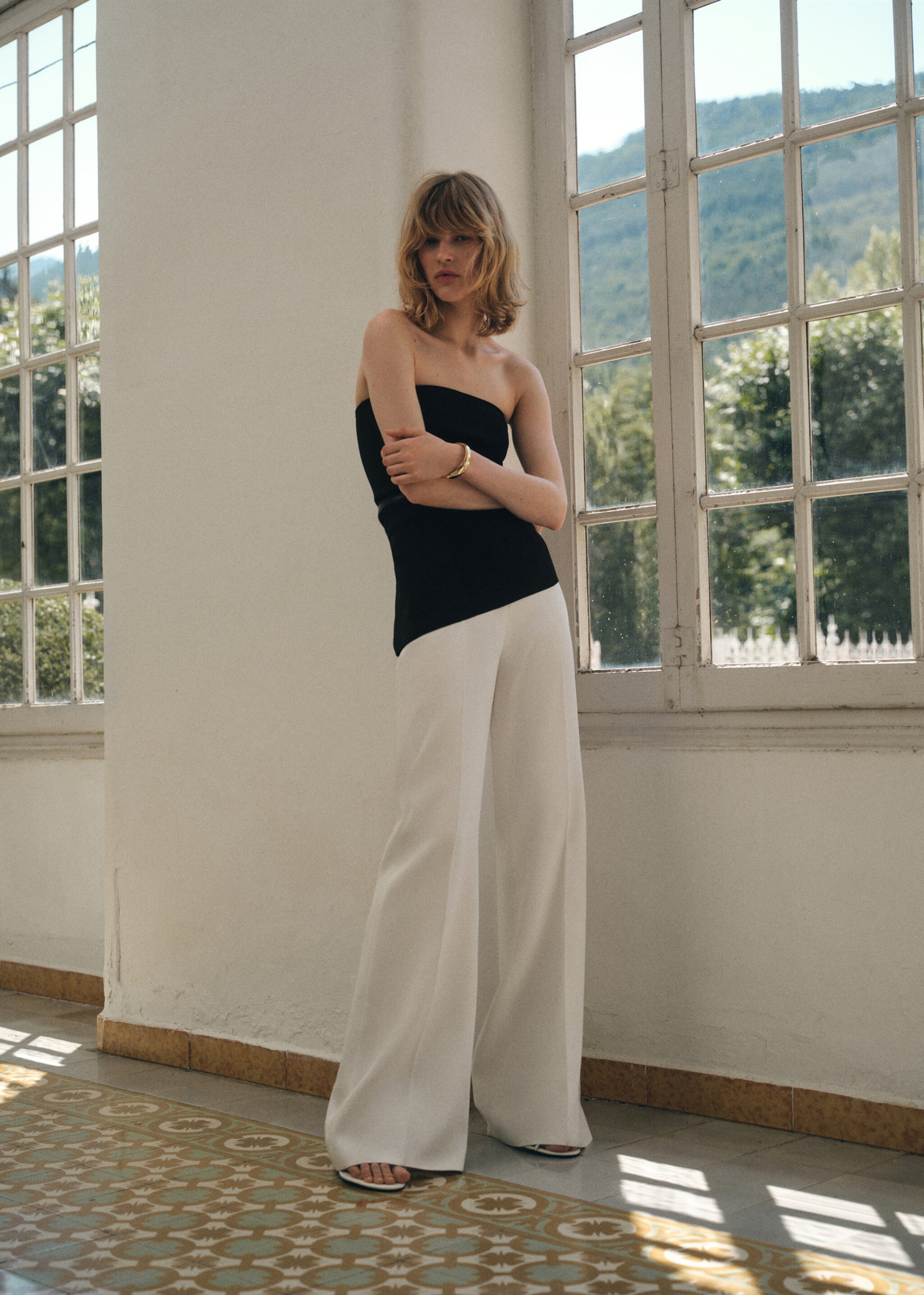 Long flared trousers - General plane, White. Ref: 17014149-00.