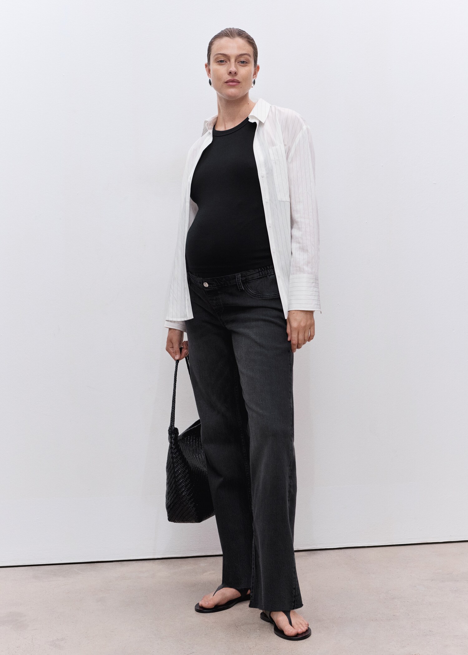 Maternity Straight Jeans - General plane