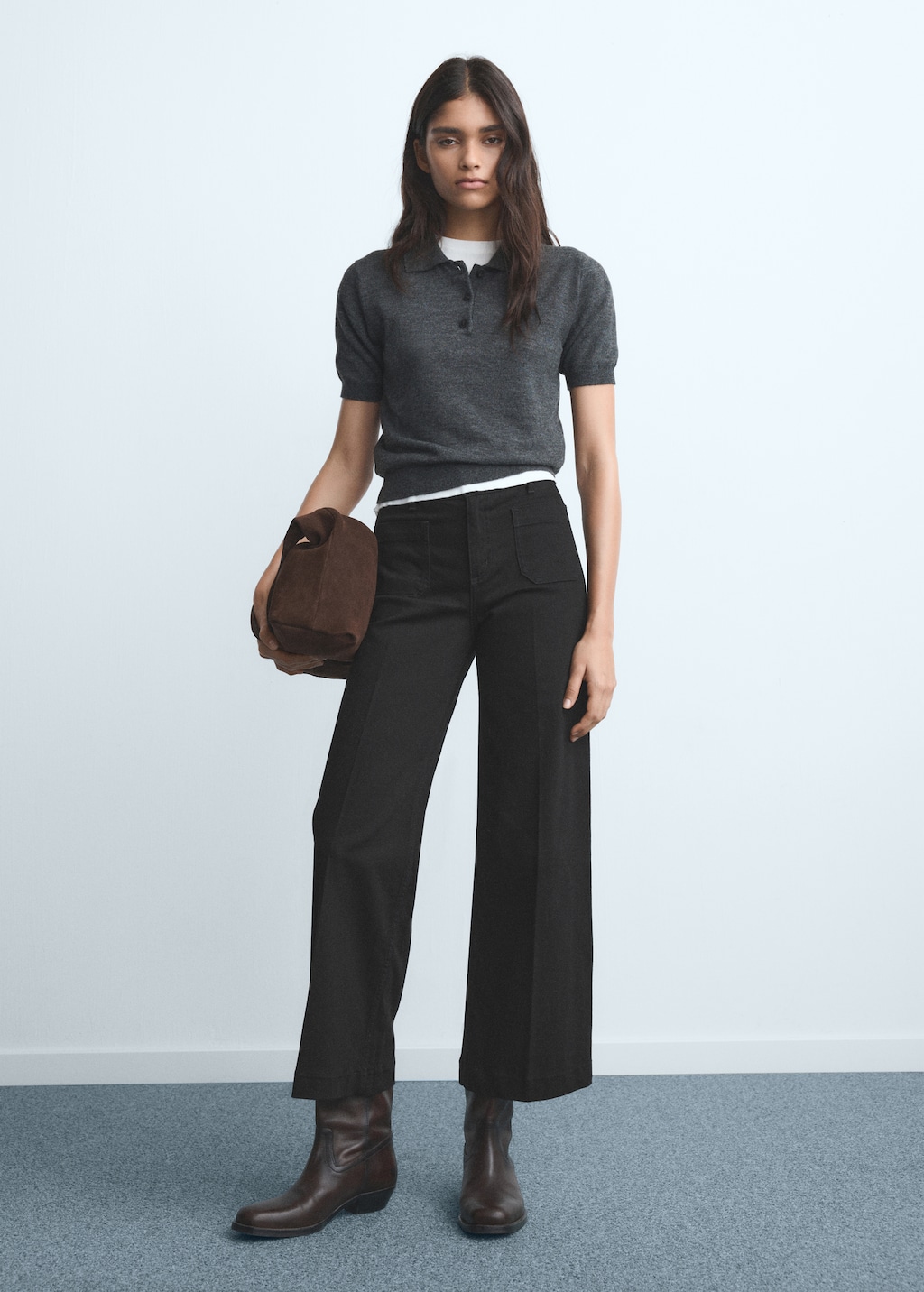 Wide-leg jeans with pockets