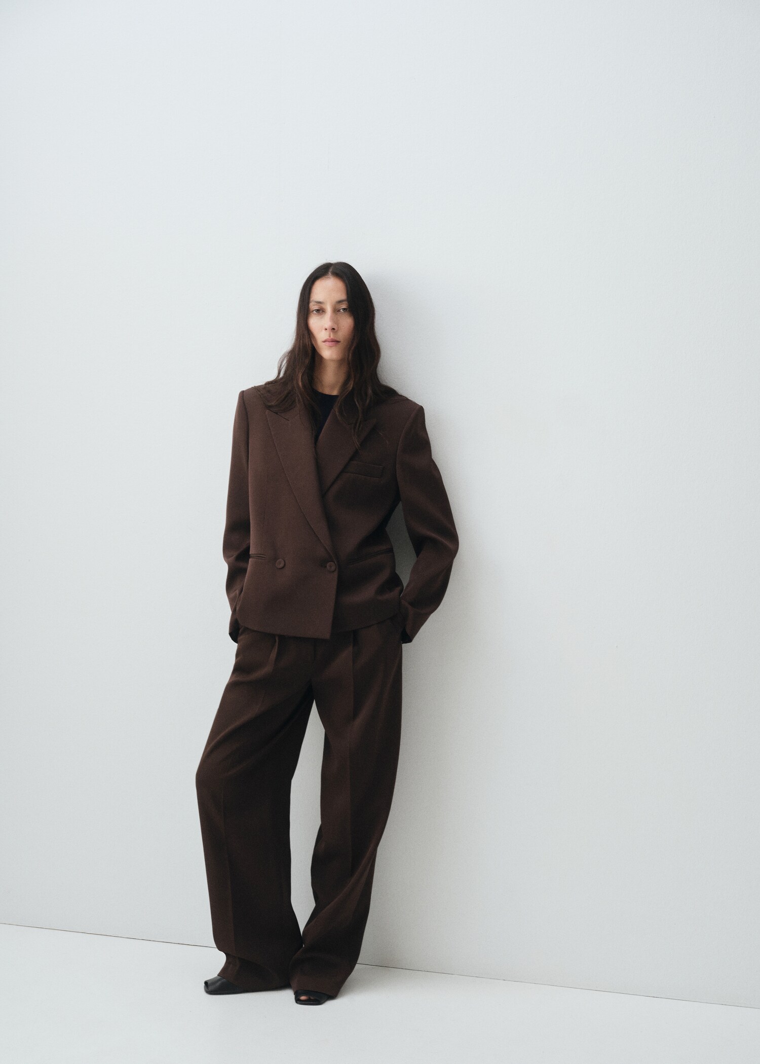 Double-breasted suit jacket - General plane