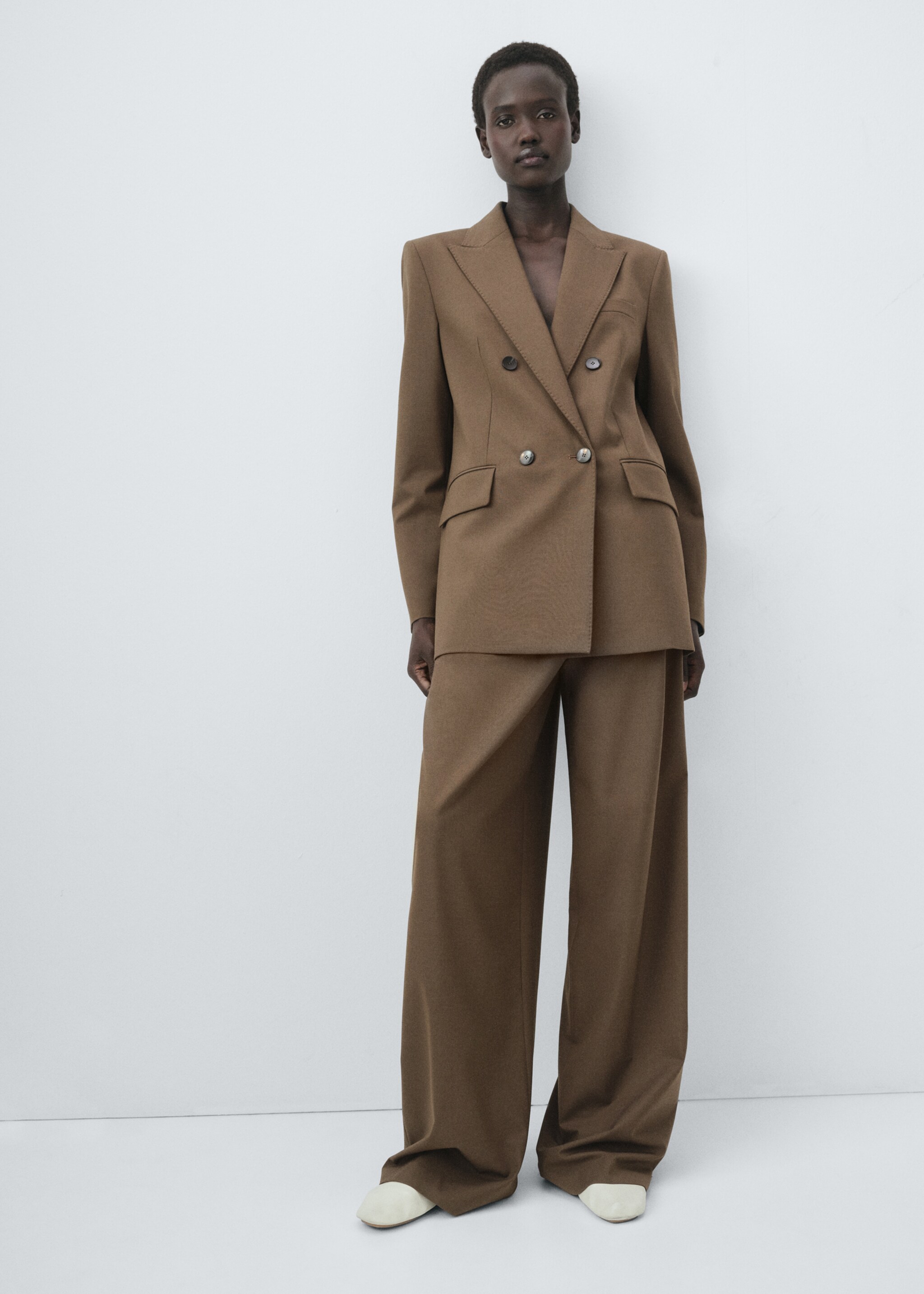 Double-breasted suit jacket - General plane, Medium Brown. Ref: 17016365-00.