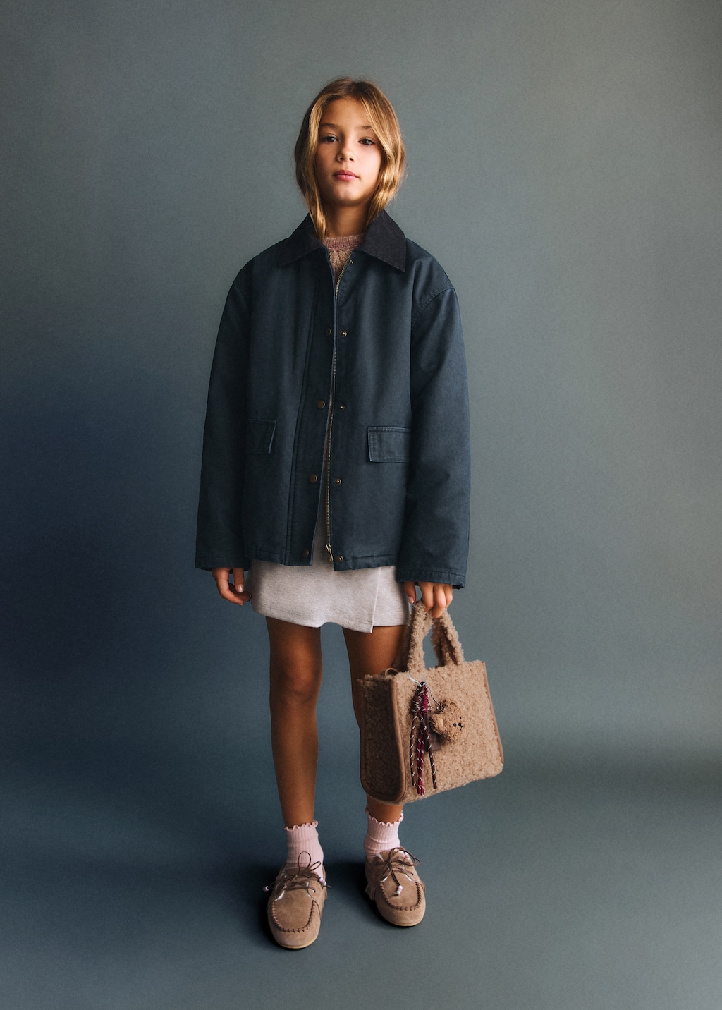 Shearling-effect bucket bag