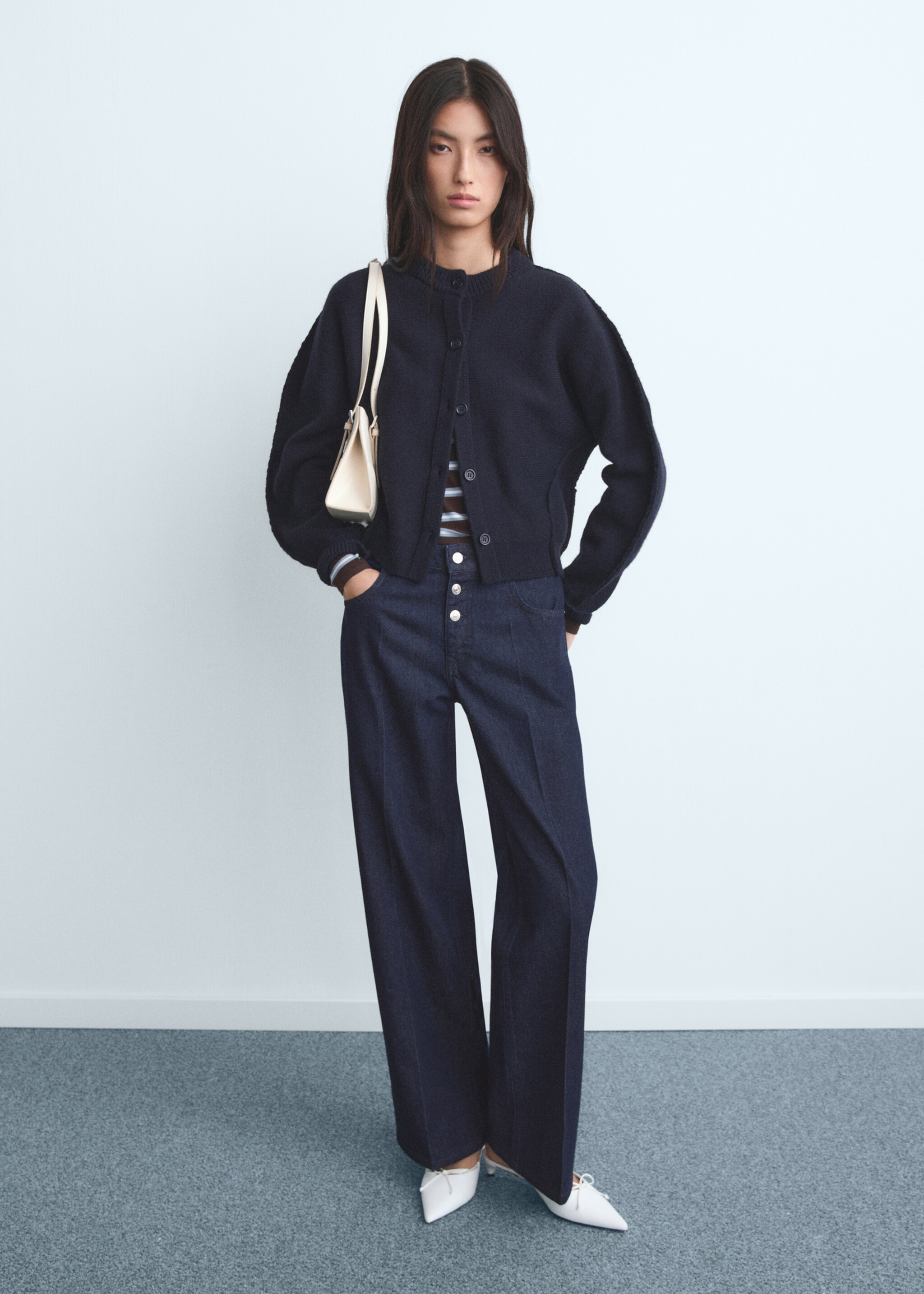 Low-rise straight-leg jeans with buttons - General plane, Open Blue. Ref: 17016745-00.