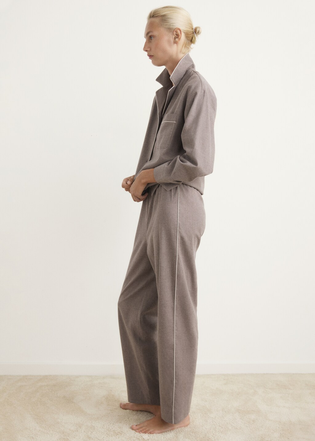 Cotton flannel pants with contrasting piping - image 2